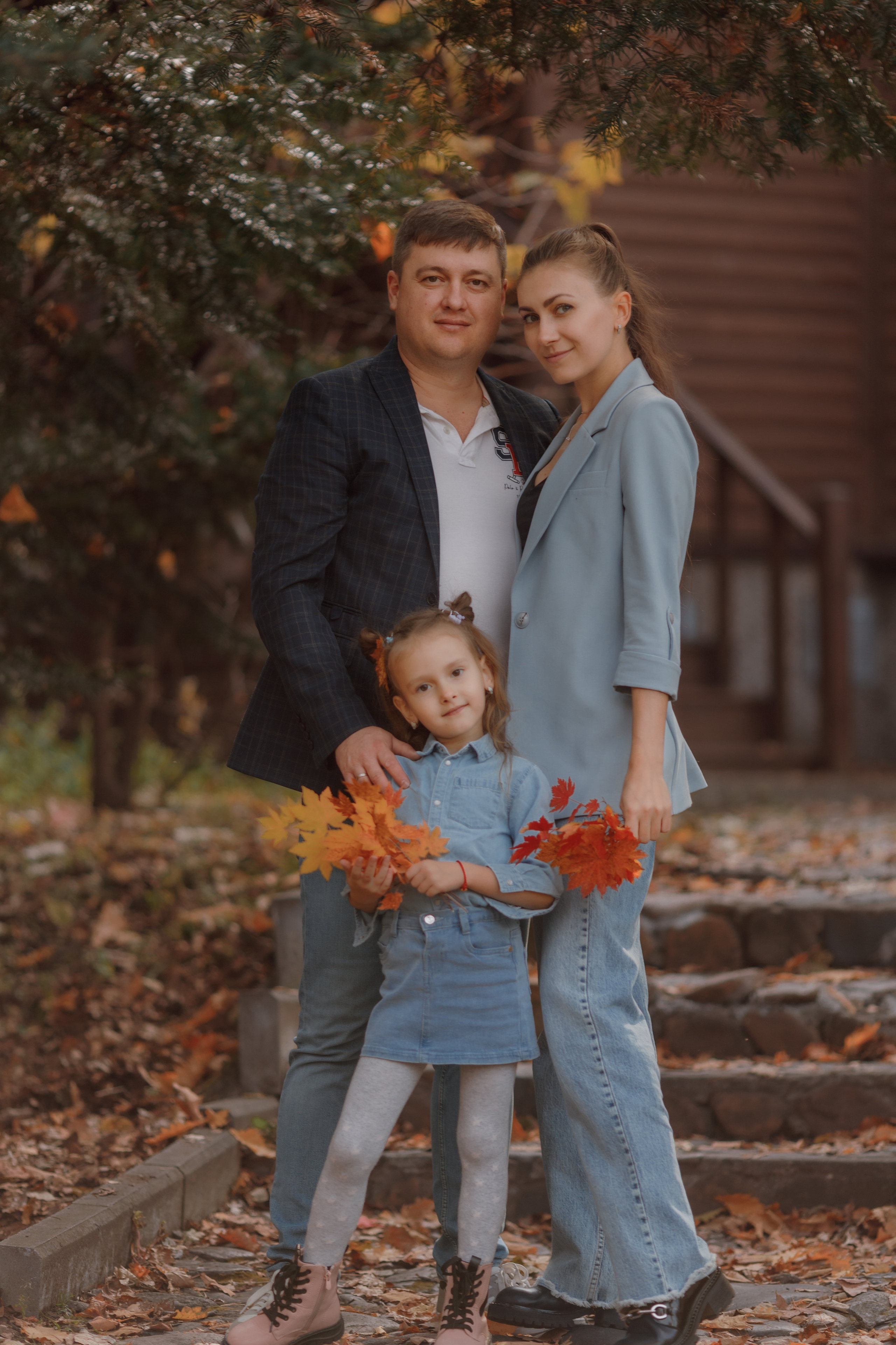 Юлия с семьей. Фотограф женского портрета, беременности и материнства Харькова Елена