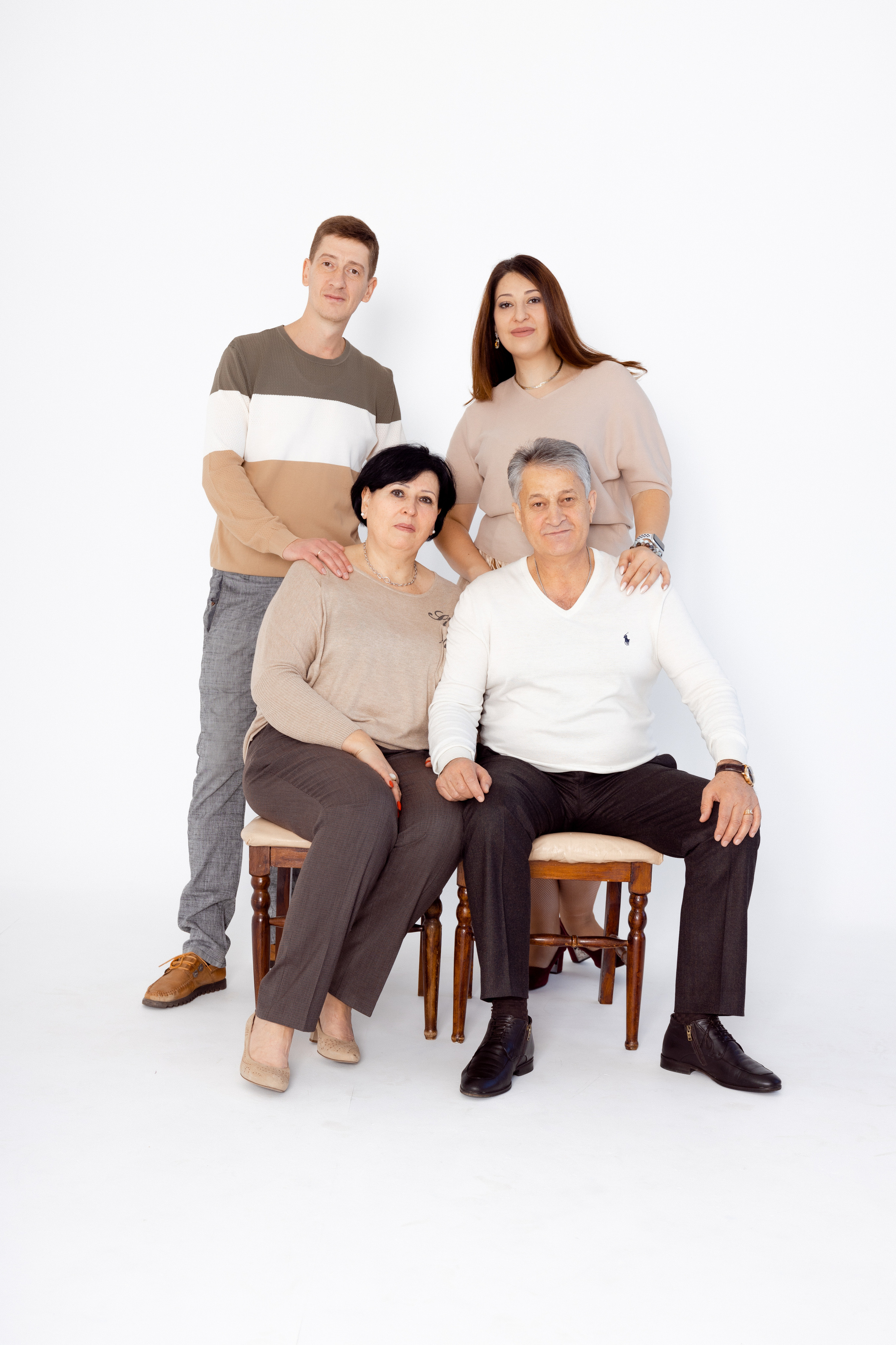 Семья Асатрян. Фотограф женского портрета, беременности и материнства Харькова Елена