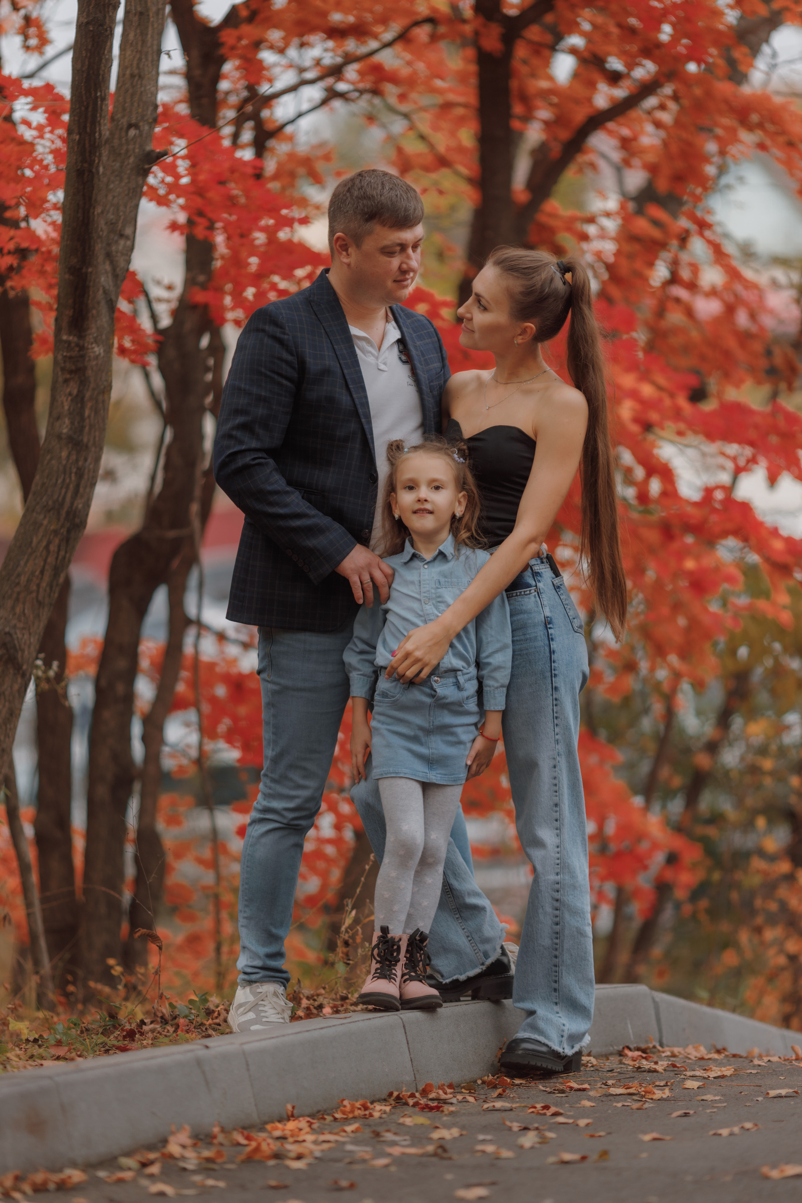 Юлия с семьей. Фотограф женского портрета, беременности и материнства Харькова Елена