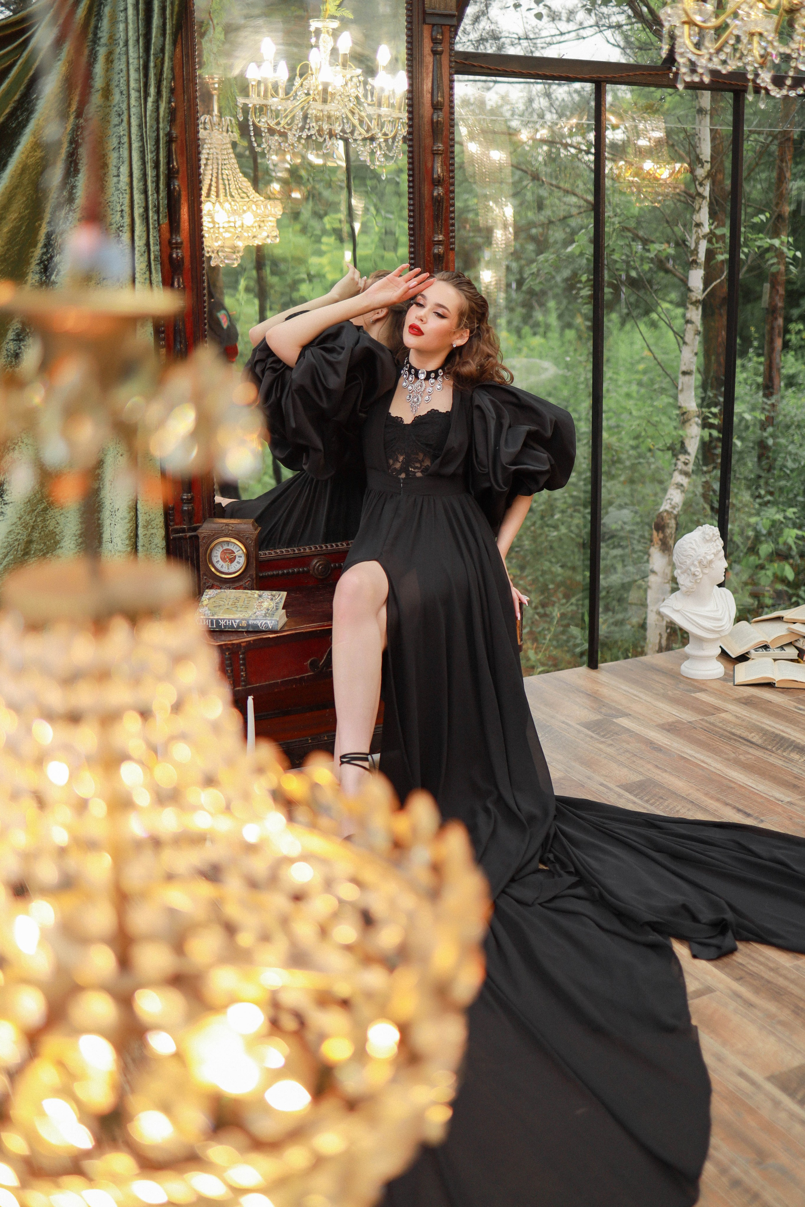 Фотосессия на веранде с большими люстрами. Иванова Ирина Свадебный и семейный фотограф г. Уфа