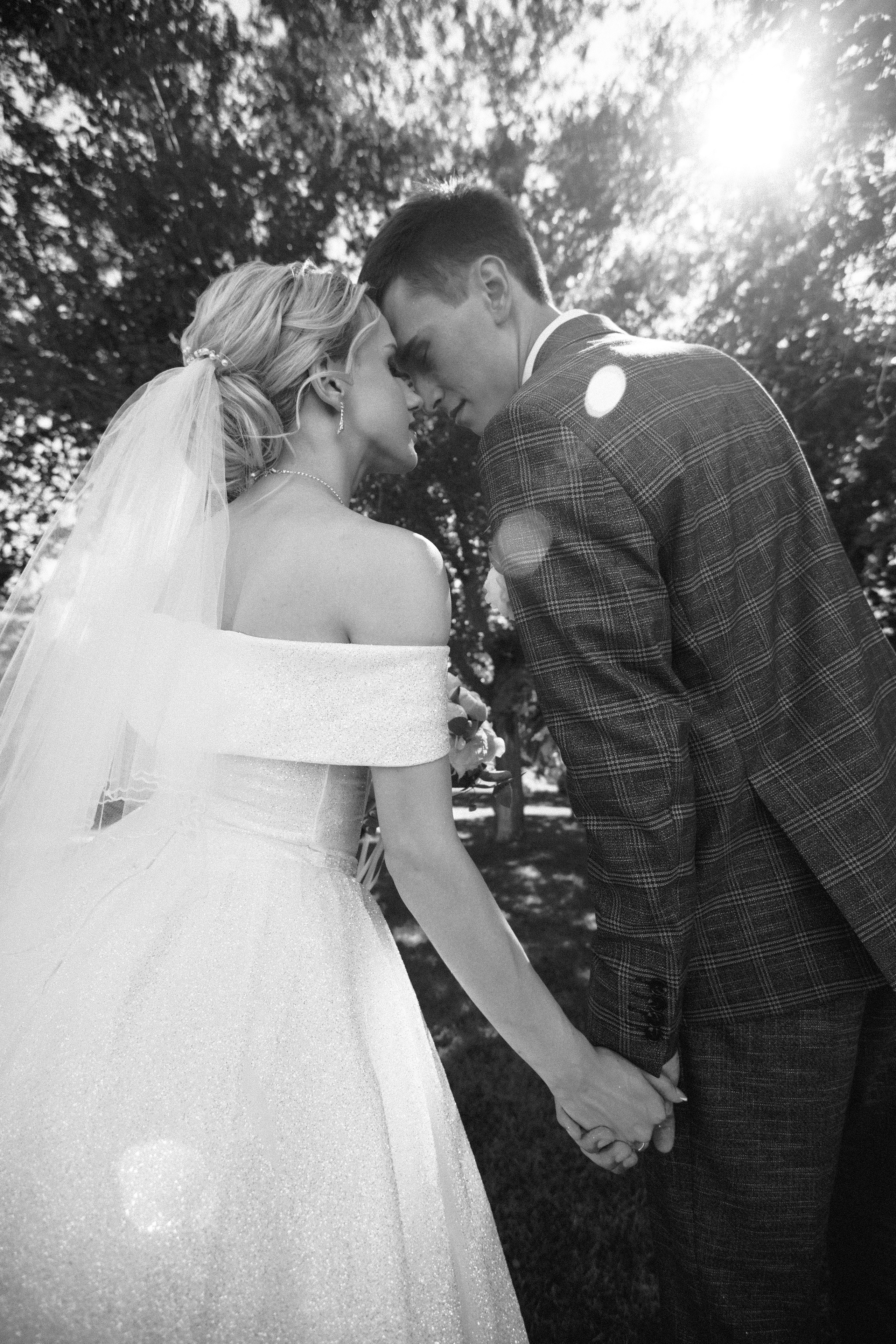 B & A. Свадебный фотограф в г. Астрахань. Так же выезжаю в другие города