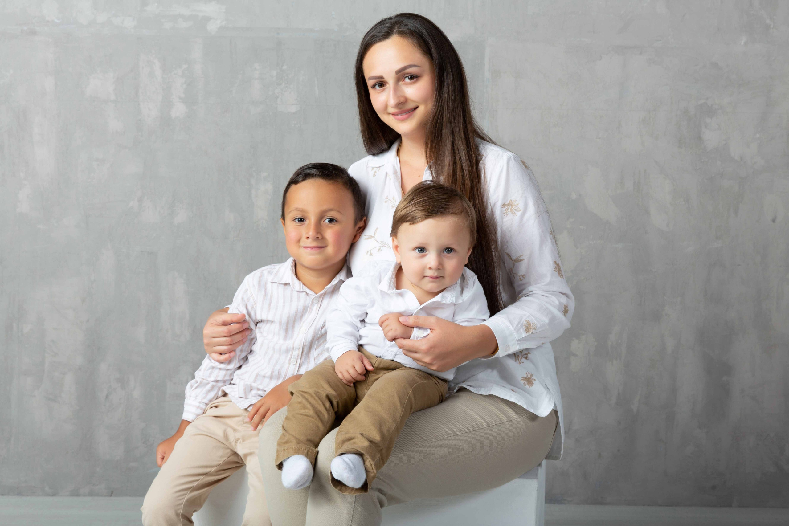 Семейная фотосессия. Фотостудия Алматы. Фотосъемка Алматы. Фотосессия Алматы. Фотокурсы. Обучение фотографии. Аренда студии