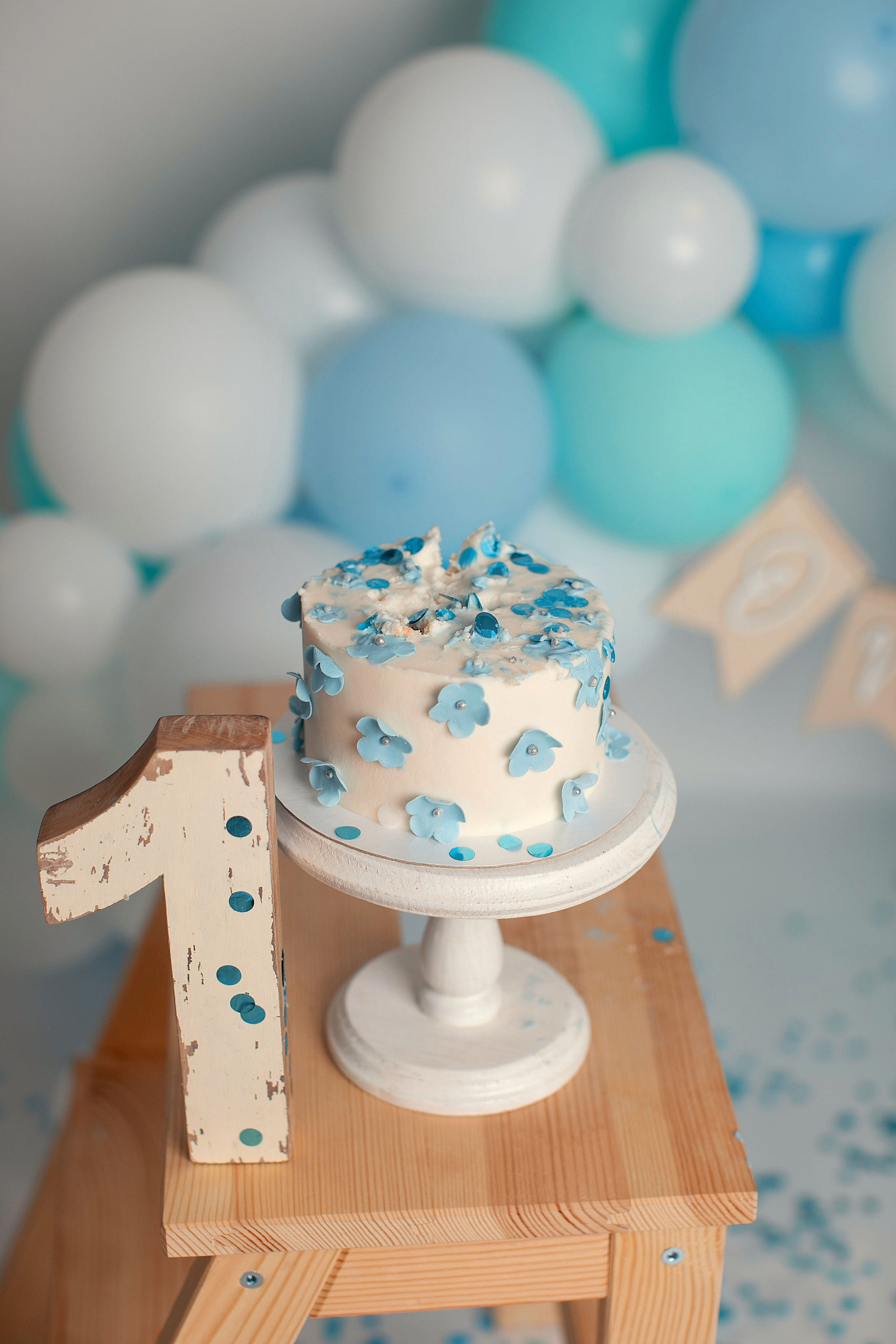 Съемка Первый тортик. Фотограф новорожденных