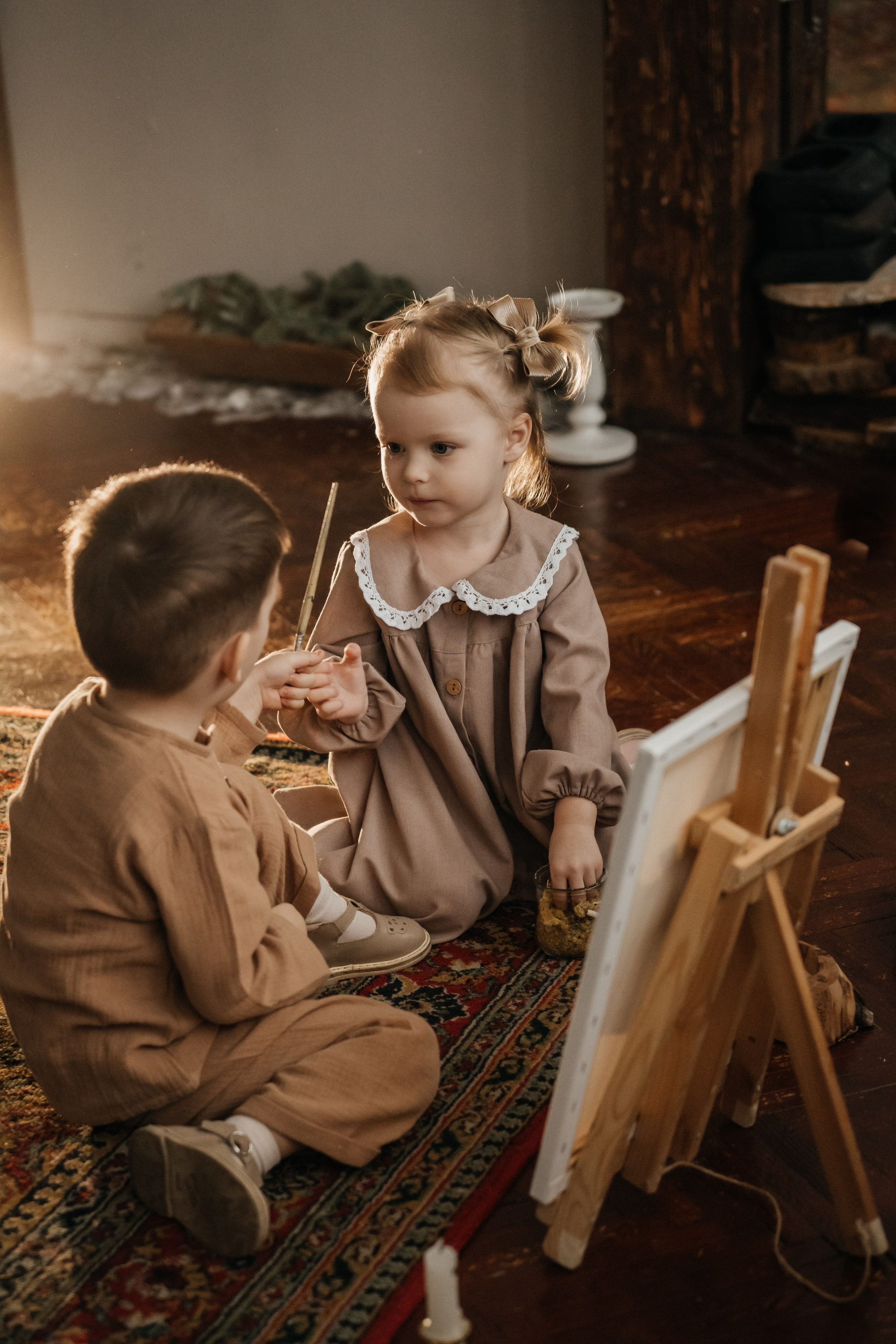В мастерской. Ваш фотограф Вика Артемова