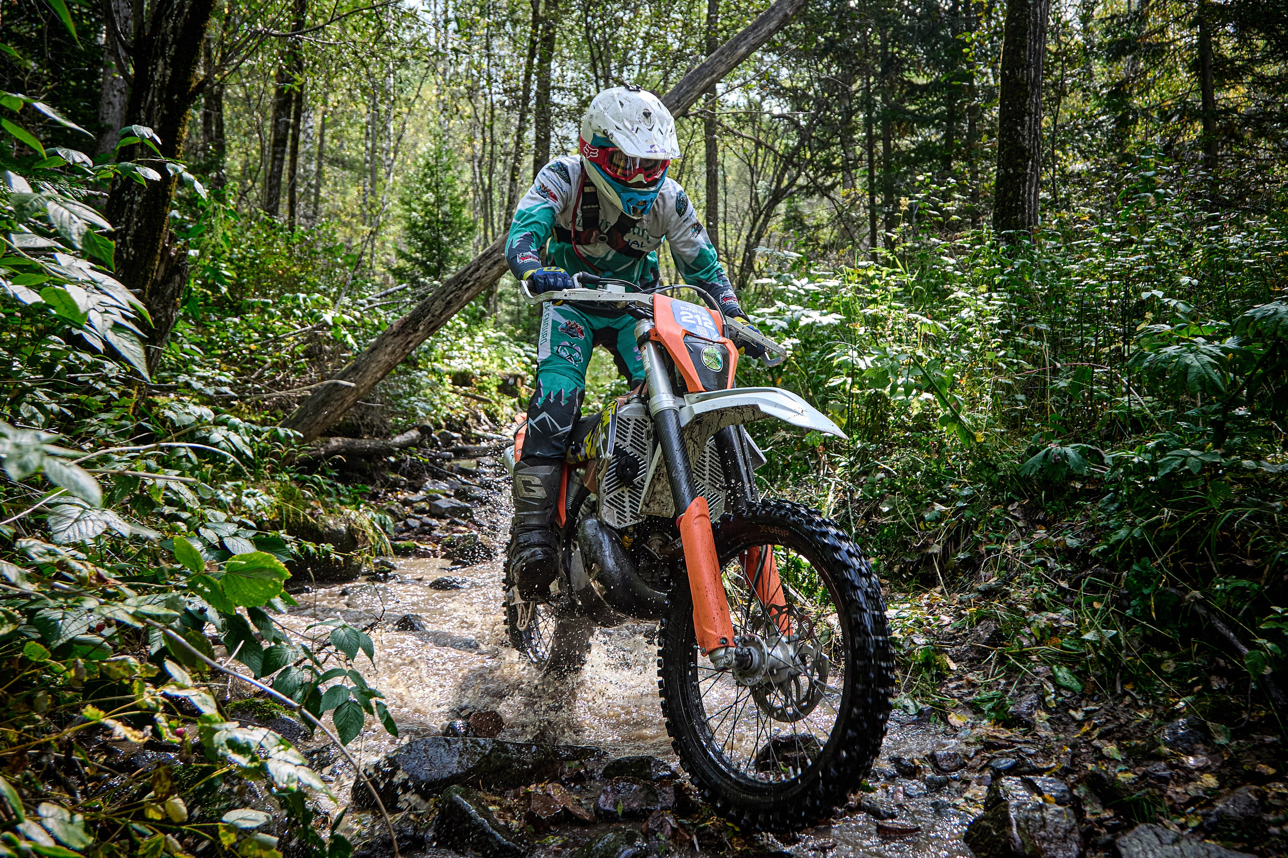 БУРЕЛОМ 2025 чемпионат Сибири по Эндуро. Фотограф Москва Concerts photo / Fashion photо