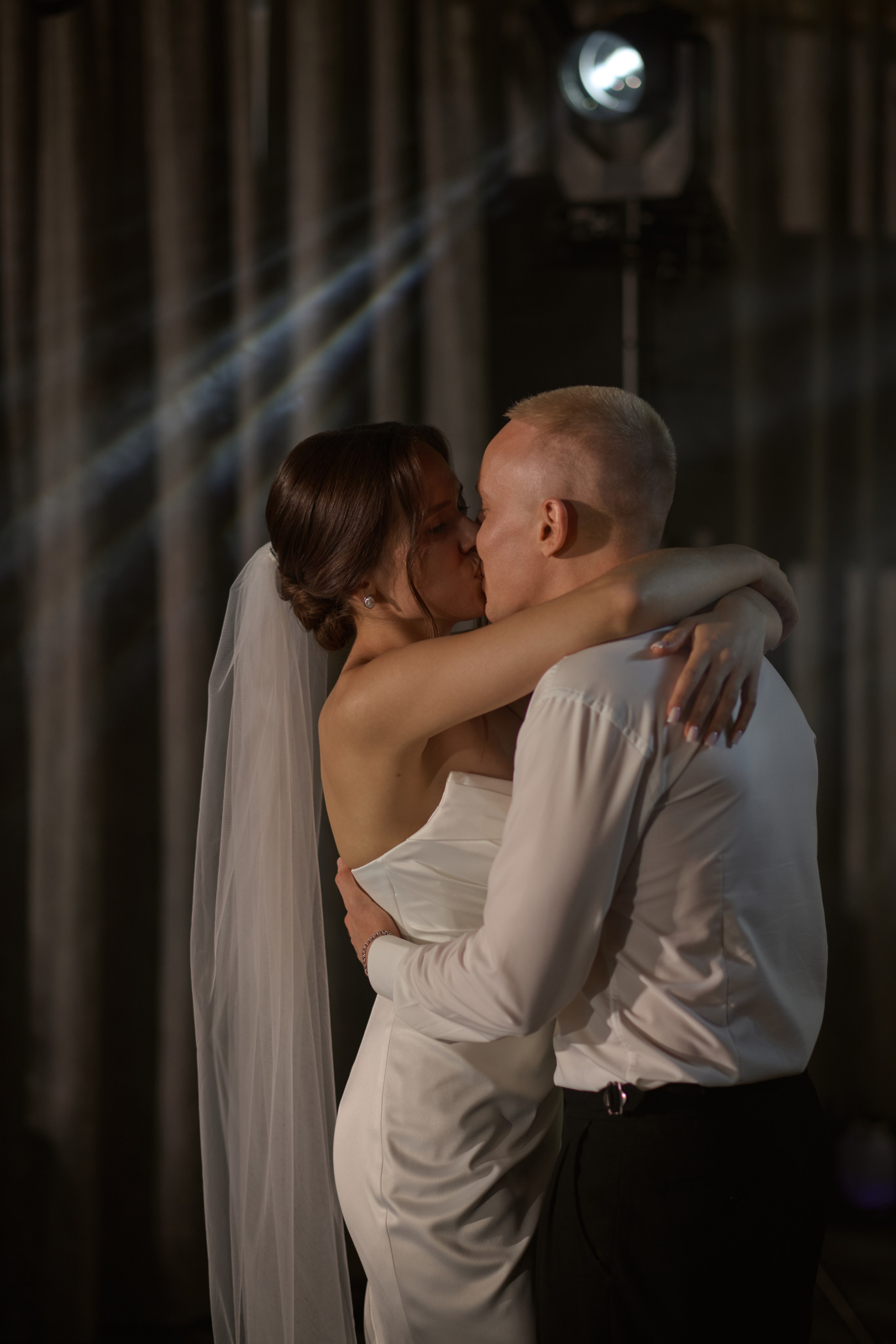 Марат и Карина — Ресторан «Dieci». Свадебный фотограф Екатеринбург/Челябинск — Любовь Волохова