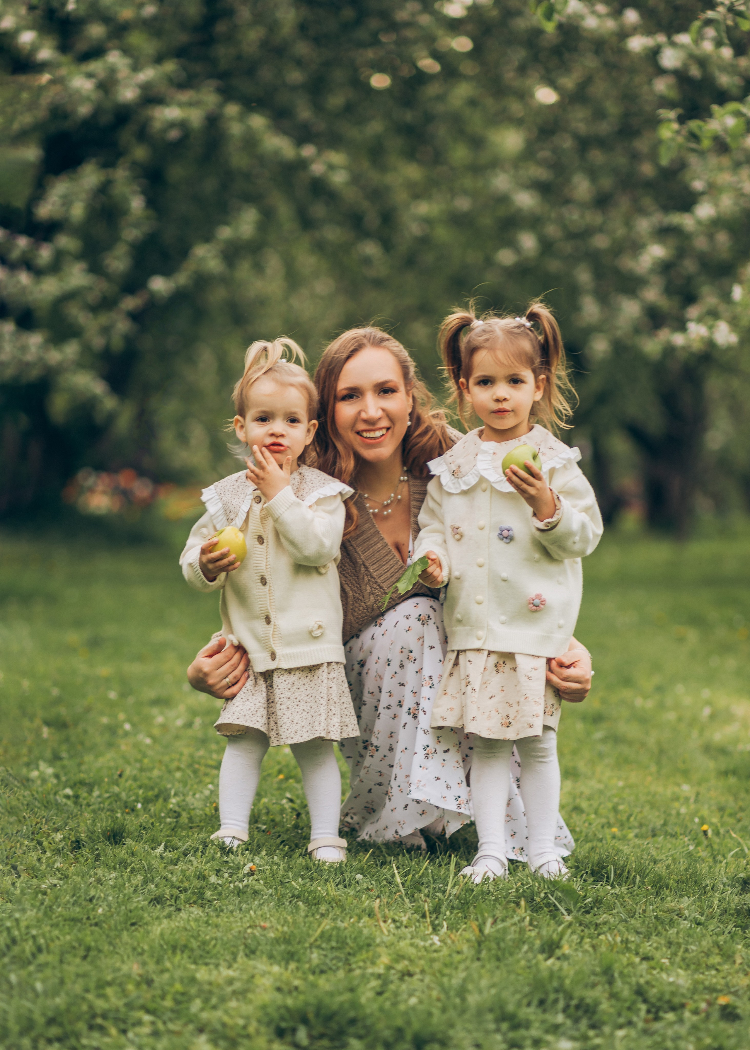 Надежда, Руслан, Ксюша и Настя. Семейный фотограф В Москве Александра Дейкун