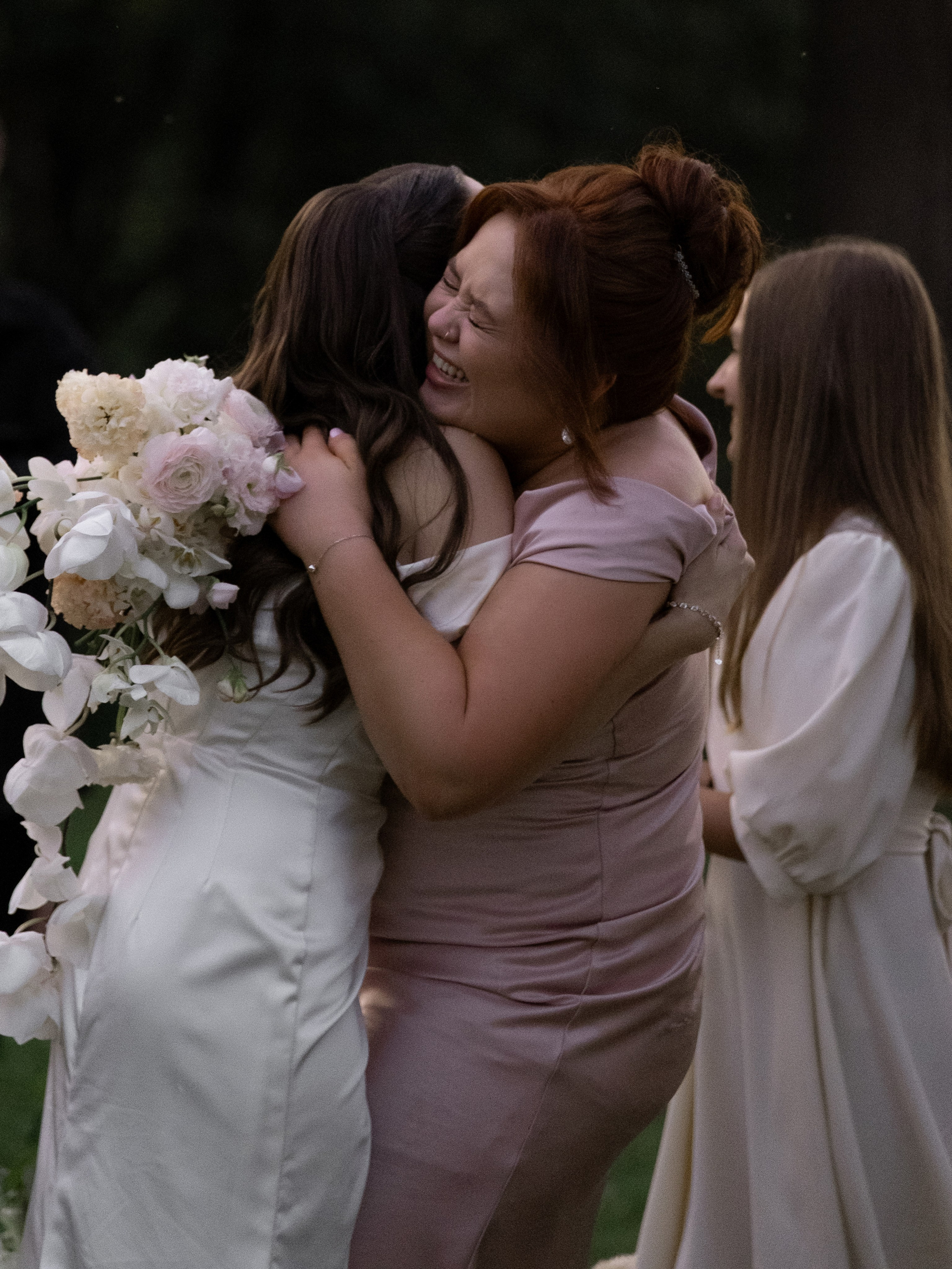 Счастливые часов не наблюдают. Свадебный и семейный фотограф в Санкт-Петербурге