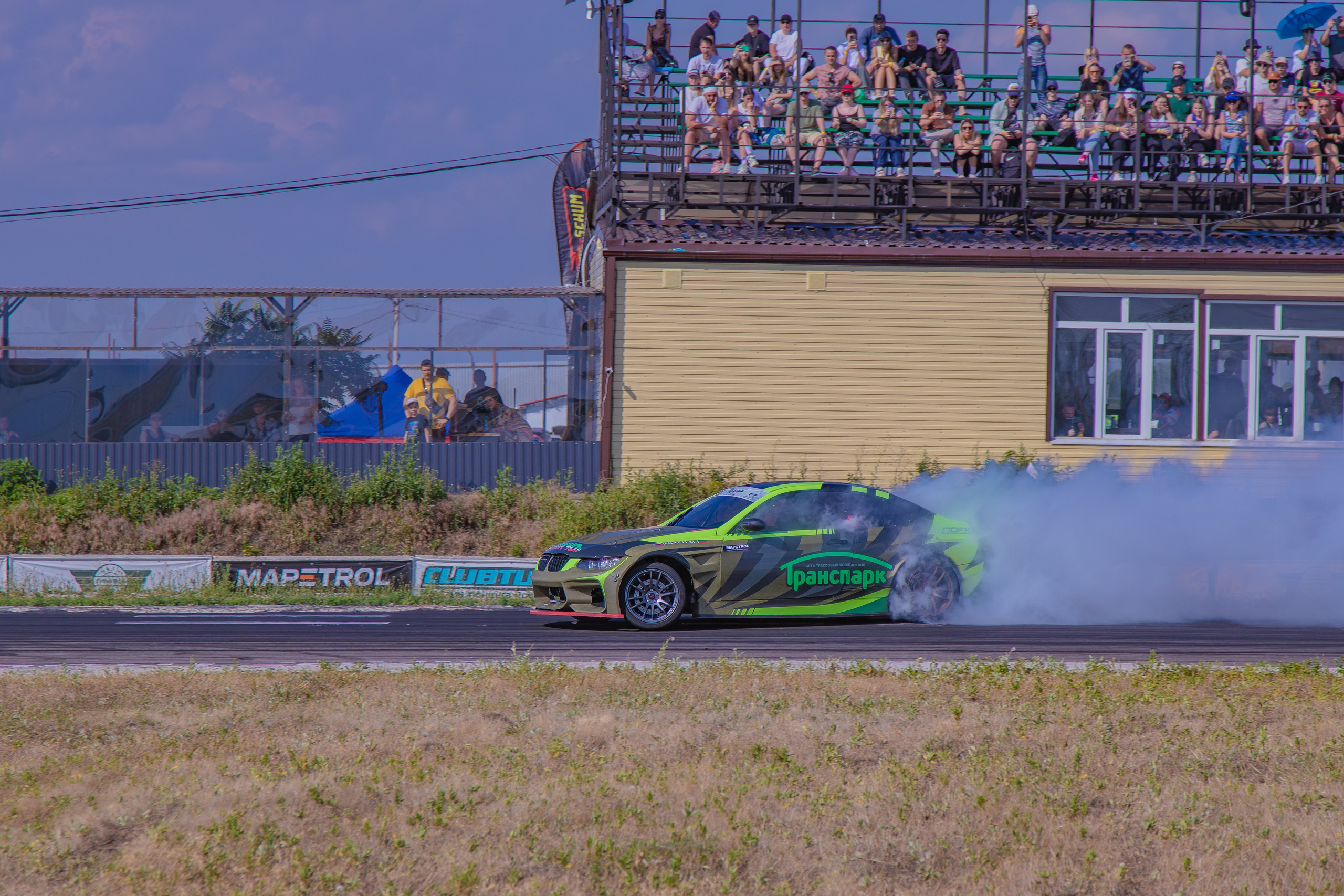 Фотосъёмка профессионального дрифта в Ростов-на-Дону. Портретный фотограф в Ростове-на-Дону Антон Казарин