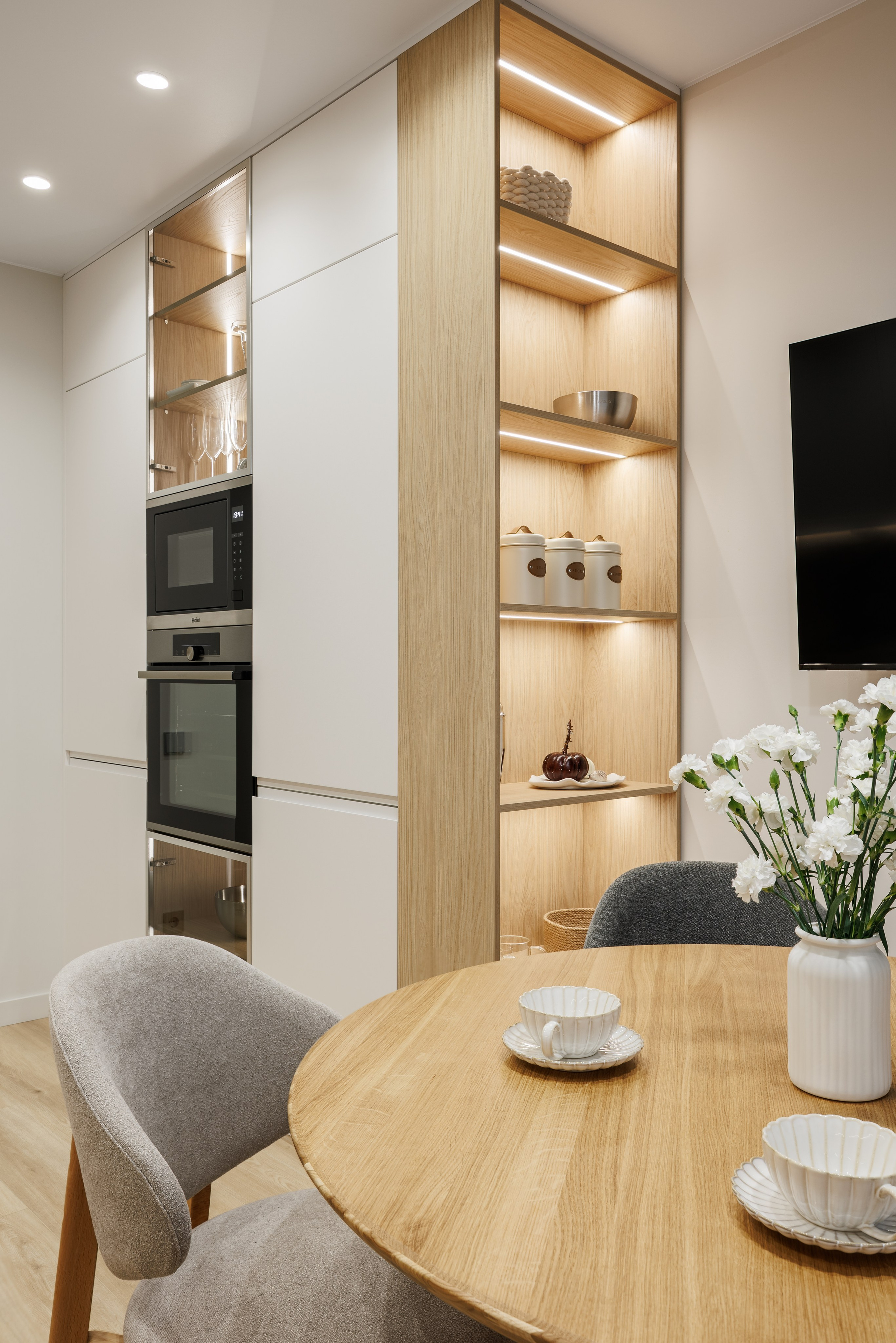 Трёхкомнатная квартира, Богатырский пр-кт