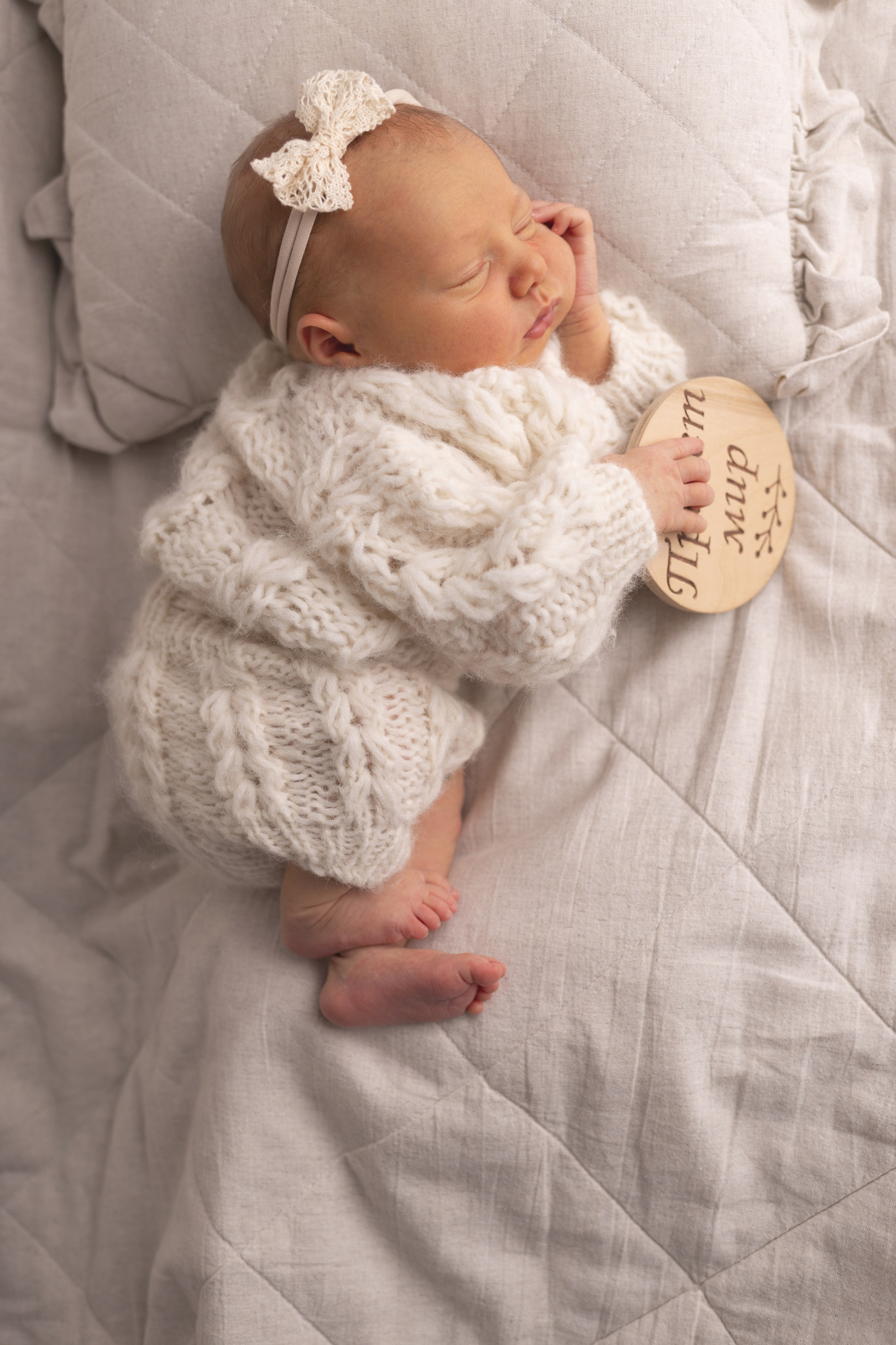 Newborn съемка в стиле Лайф. Фотограф новорожденных малышей в Омске и Омской области Эльвира Камаева