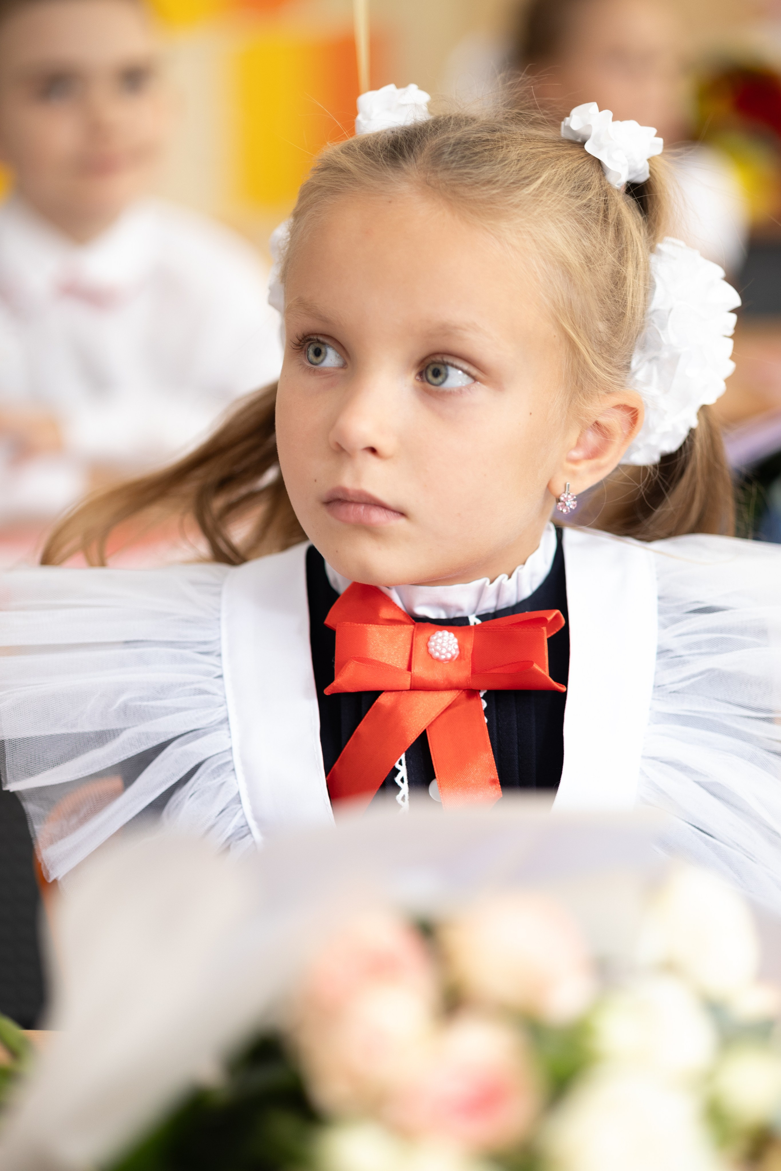 Фото первоклассницы в новой школе Натальи Колгановой