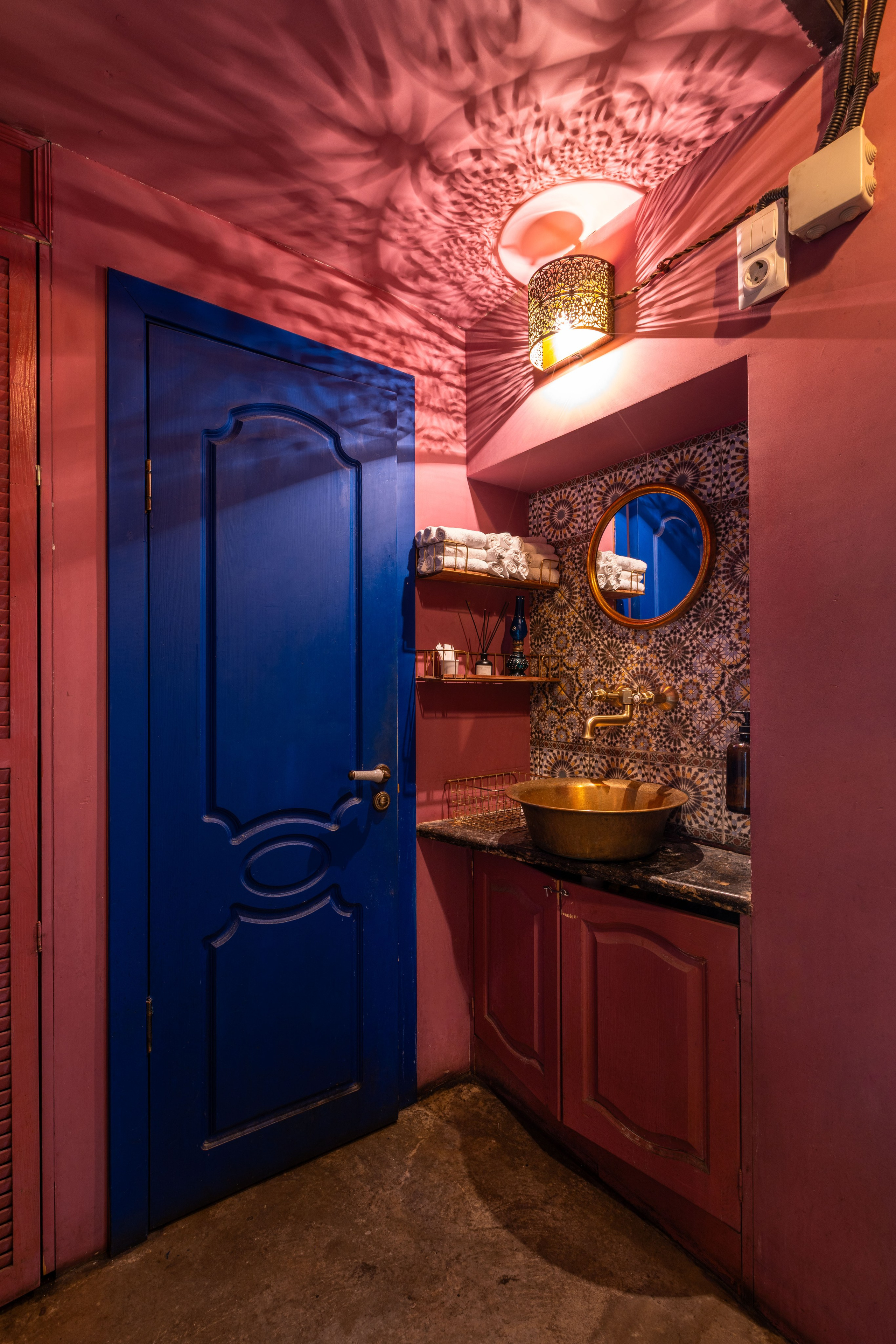 Фотосъёмка интерьера — Ресторана Ливанской Кухни «ADAM». Рекламный, предметный, репортажный, семейный фотограф и художник в Москве