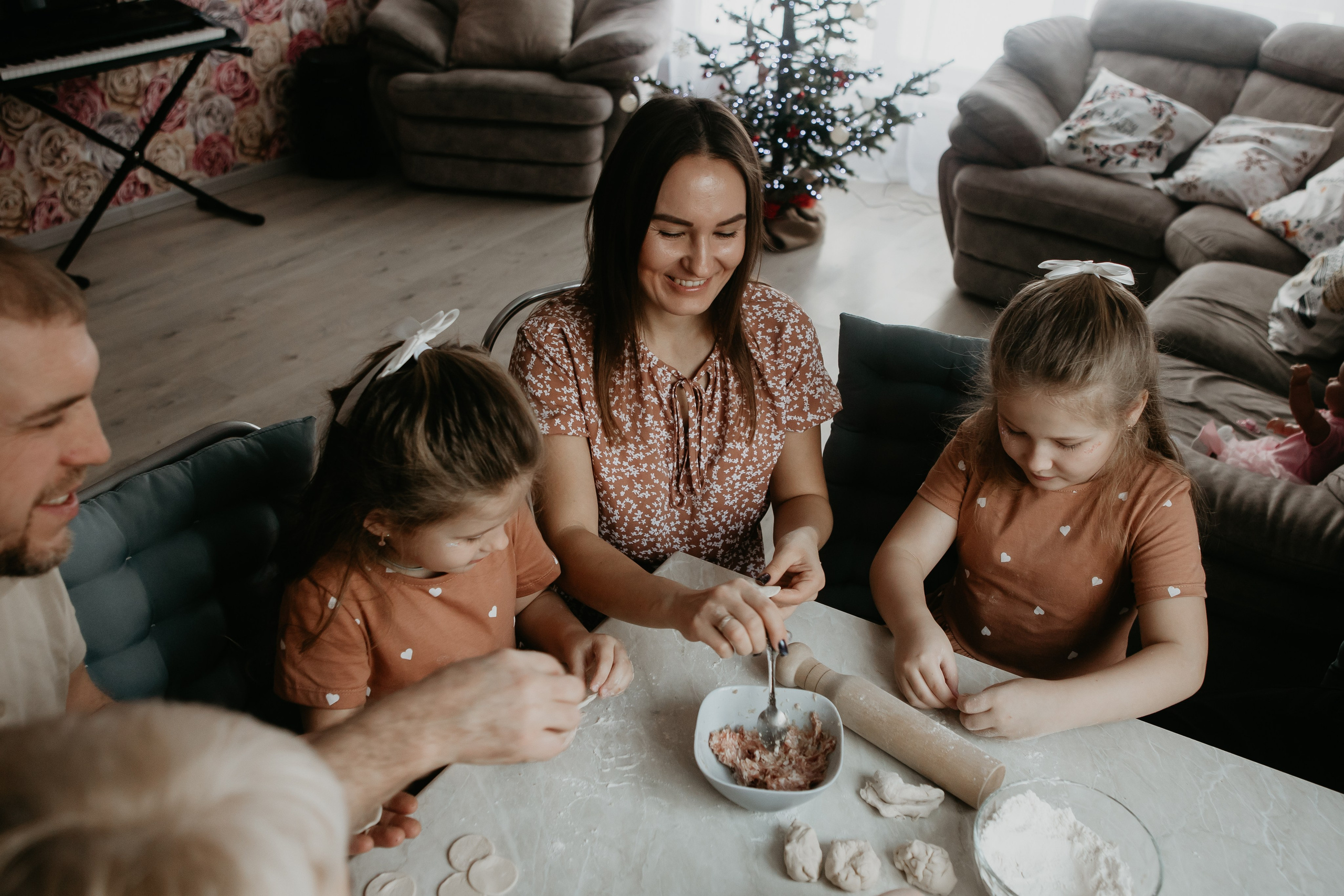 Семья Дарьи. Домашняя съемка. Свадебный, семейный фотограф. Выпускные альбомы в Коченёво / Новосибирск. Наталья Байкуш