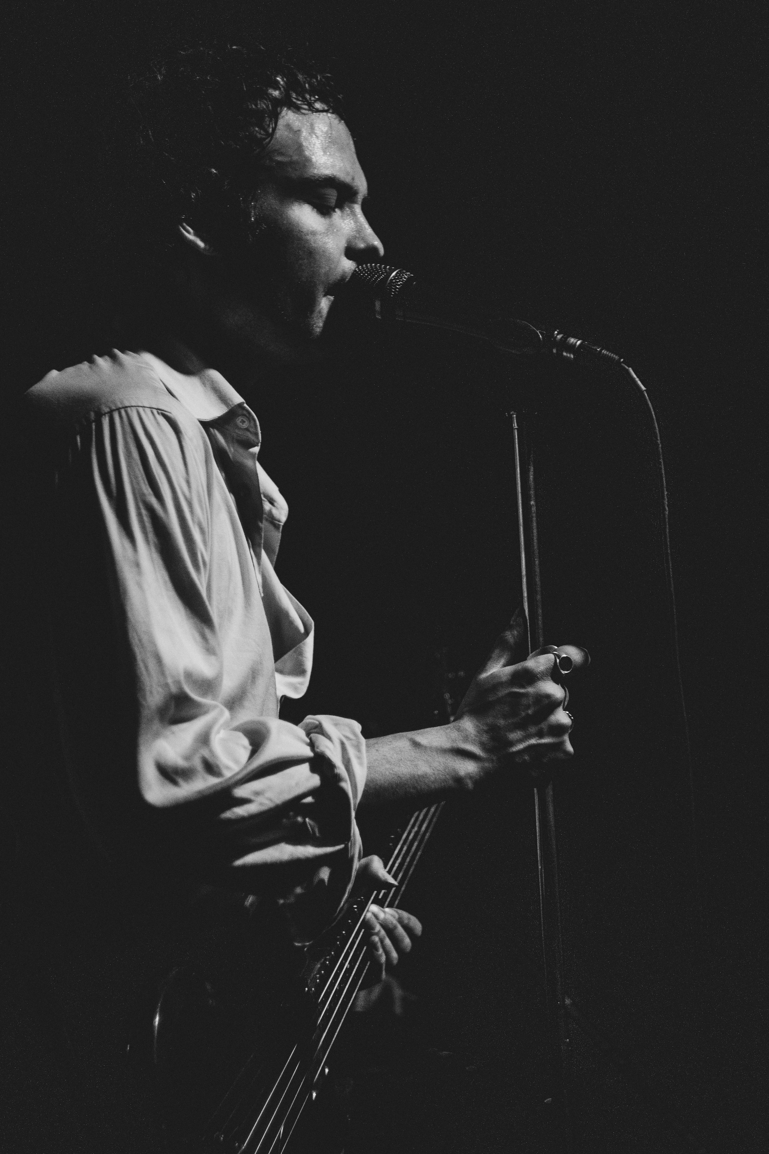 Диктофон. Фотограф для музыкантов, фотограф на концерт, концертный фотограф, съемка концерта, бэкстейдж фотограф