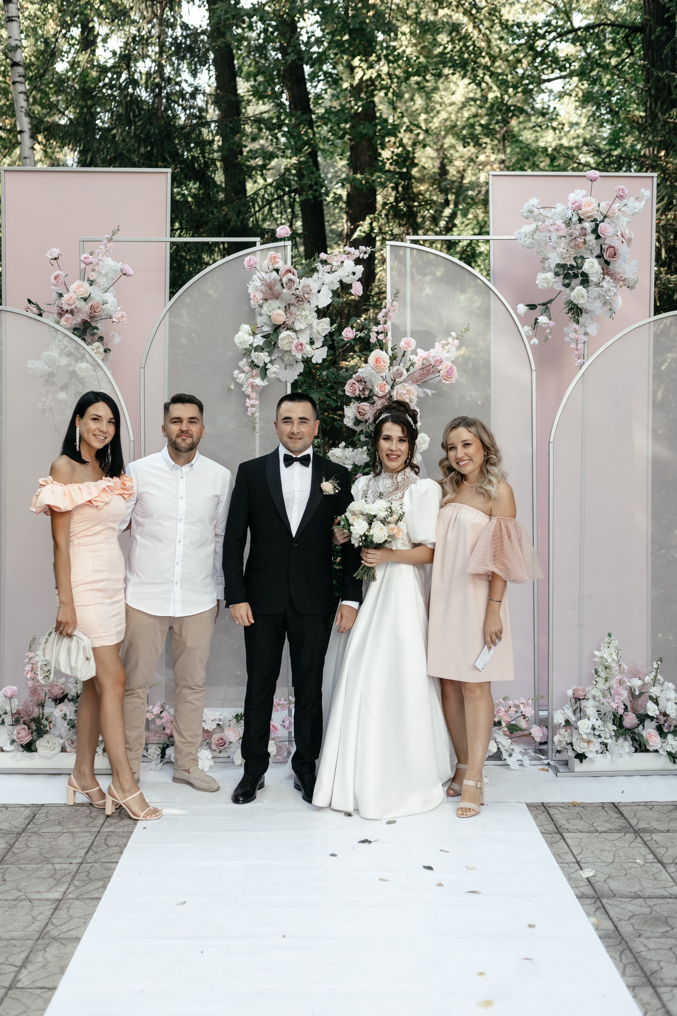 Свадебный фотограф Уфа — Руслан ГабдлисламовЖивые эмоции, красивые кадры, воспоминания на всю жизнь.Работаю по всей Республике Башкортоста. Свадебный фотограф Уфа Руслан Габдлисламов