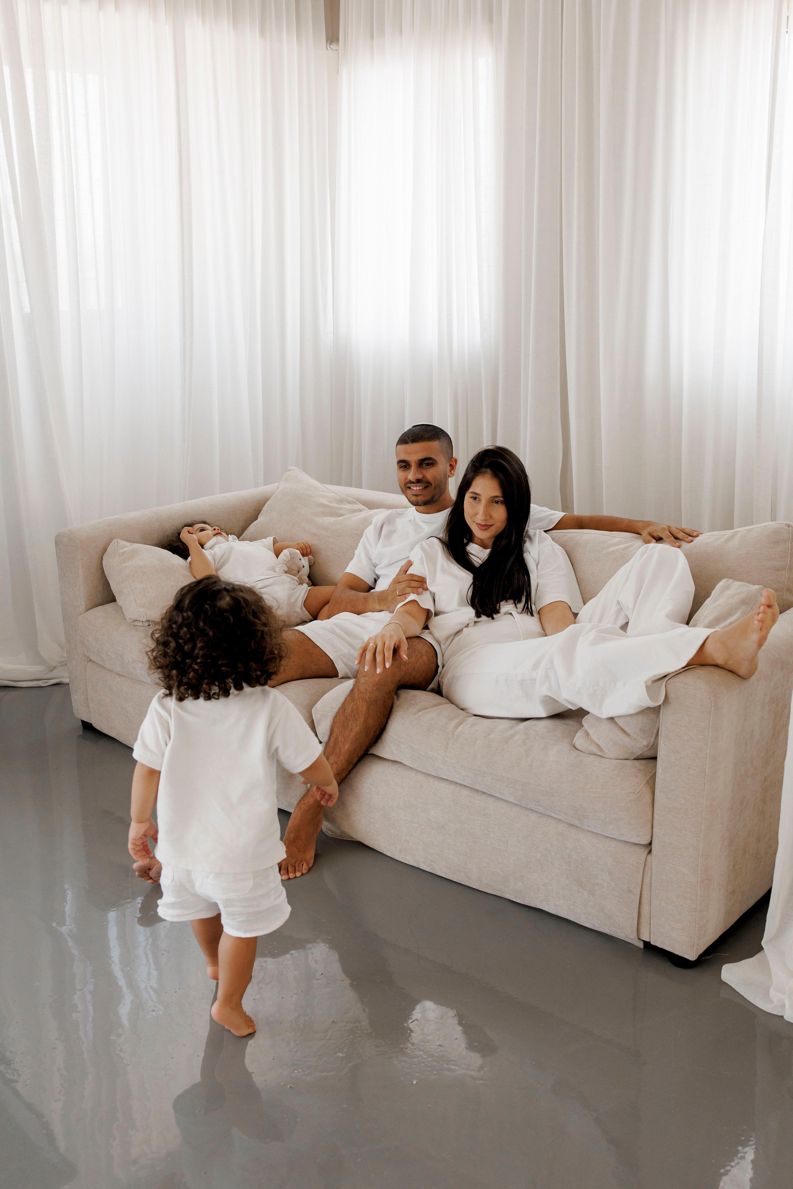 Family photoshoot inside the studio in Hadera. Wedding and family photographer