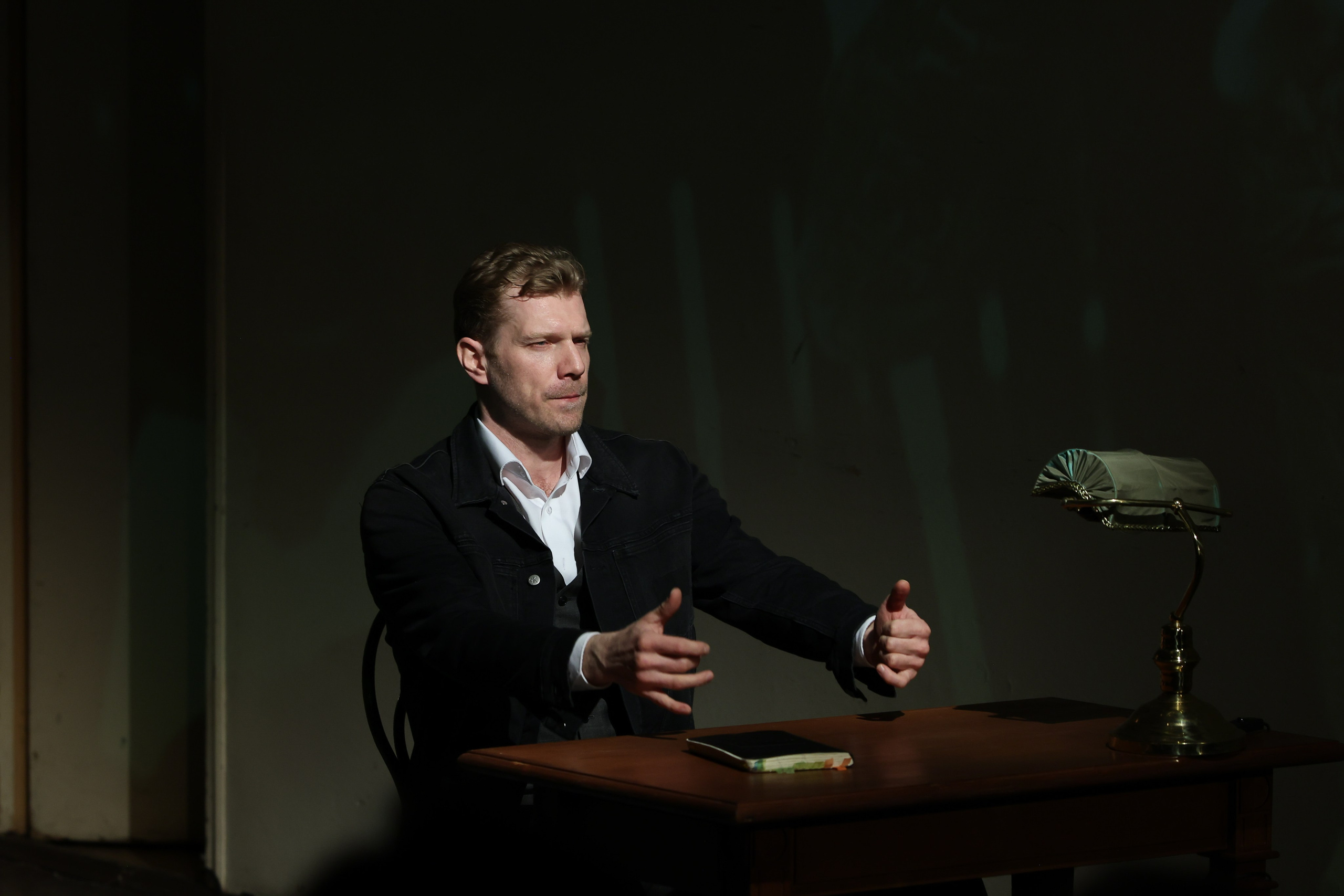 Маяковский.Прогулка.Театр СФЕРА. Reportage, architectural, fine art photographer Lena Melnikova in Moscow