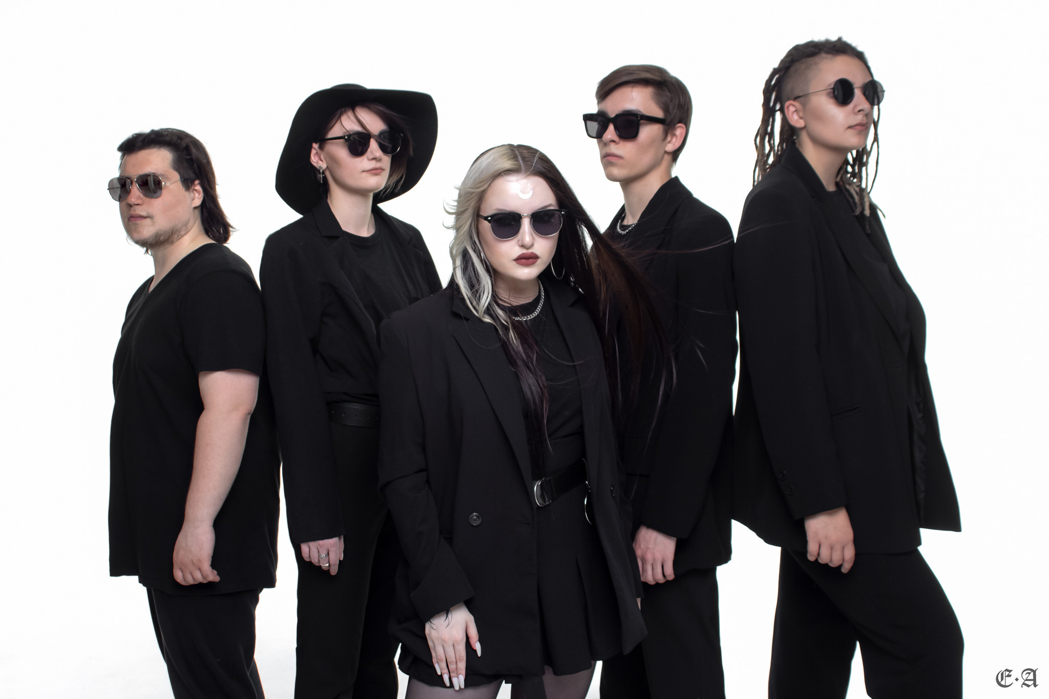 Настроение «Vouge» для Moonloom. Фотограф Ellairen