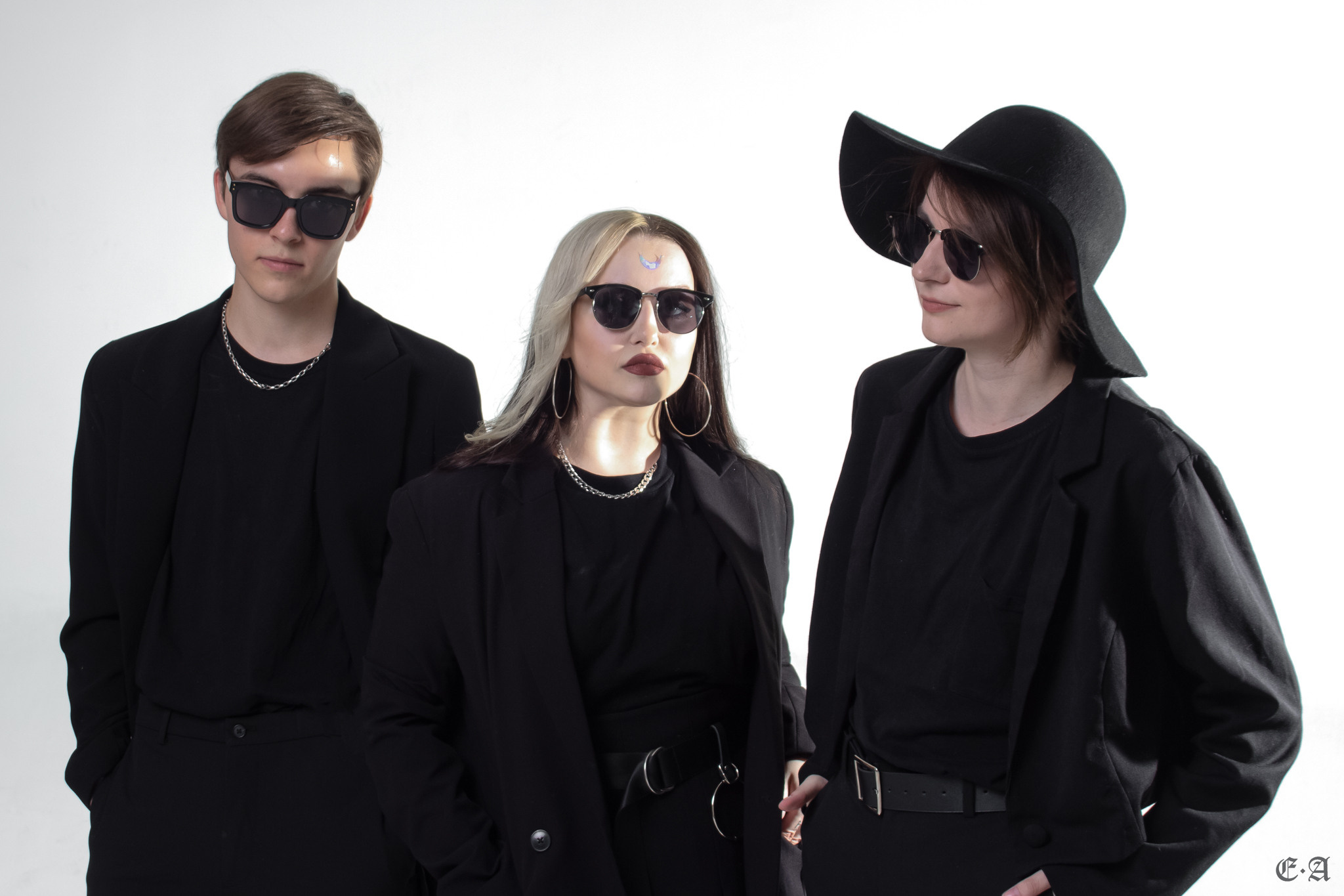 Настроение «Vouge» для Moonloom. Фотограф Ellairen