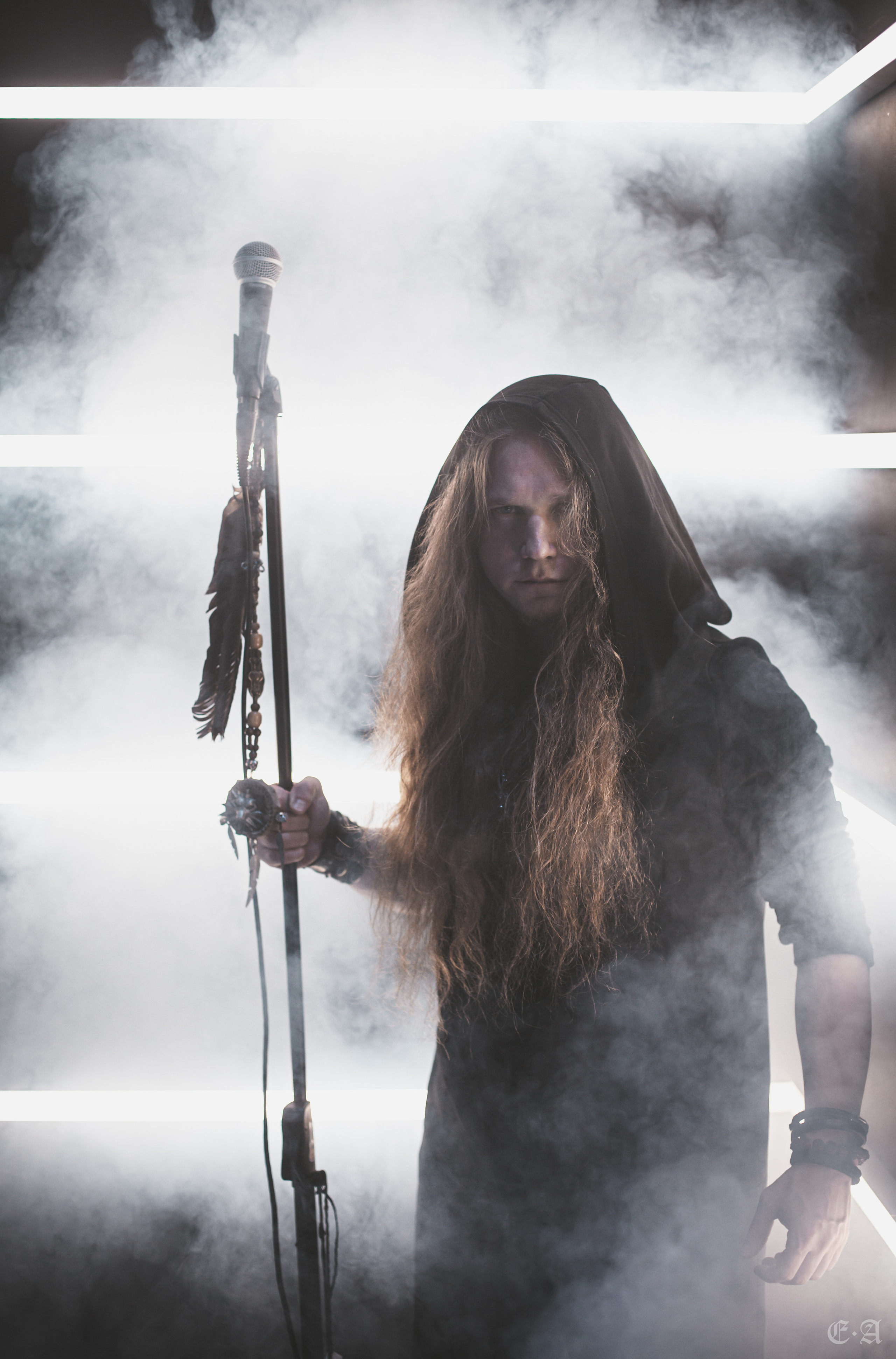 Retrowave «Ворон». Фотограф Ellairen