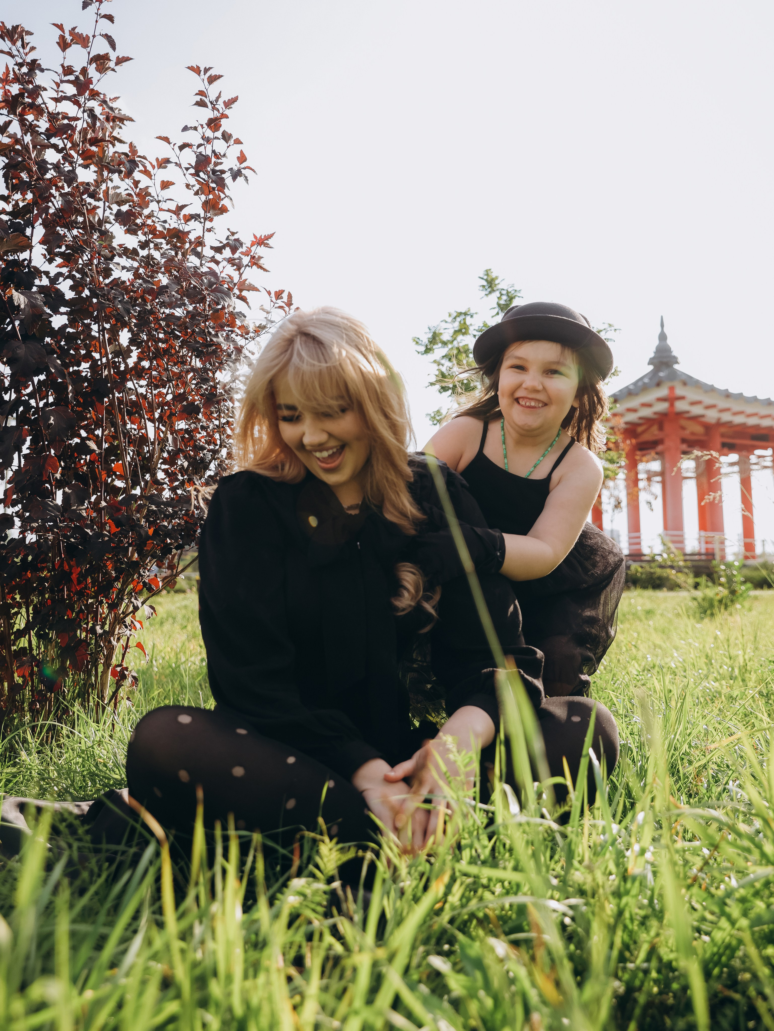 Семья в черном. Мультифотограф Динара Ахмедзянова