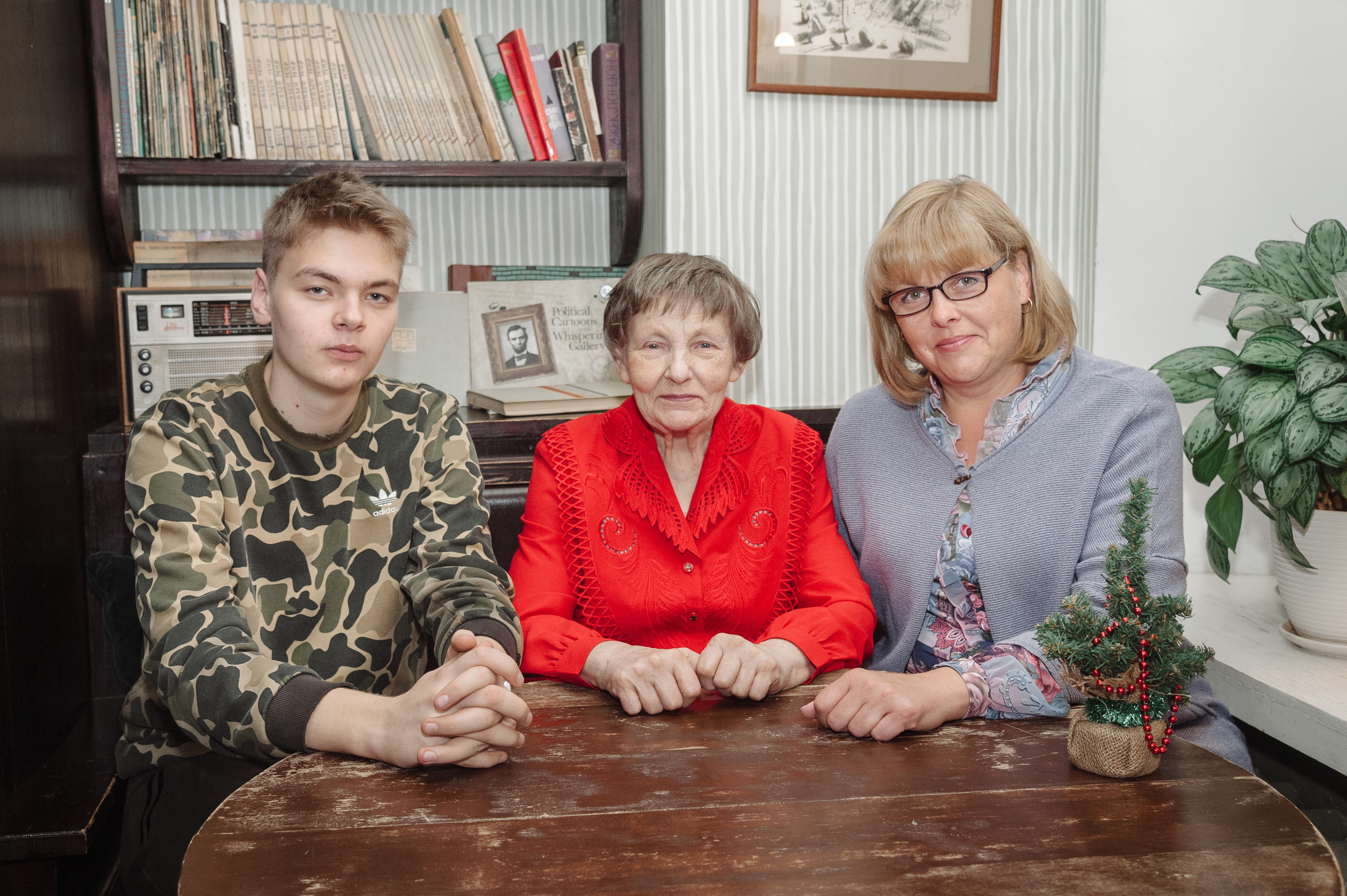 Фотосессия юбилея двух сестер 80 и 85. Семейный фотограф в Москве Елена Снегирева