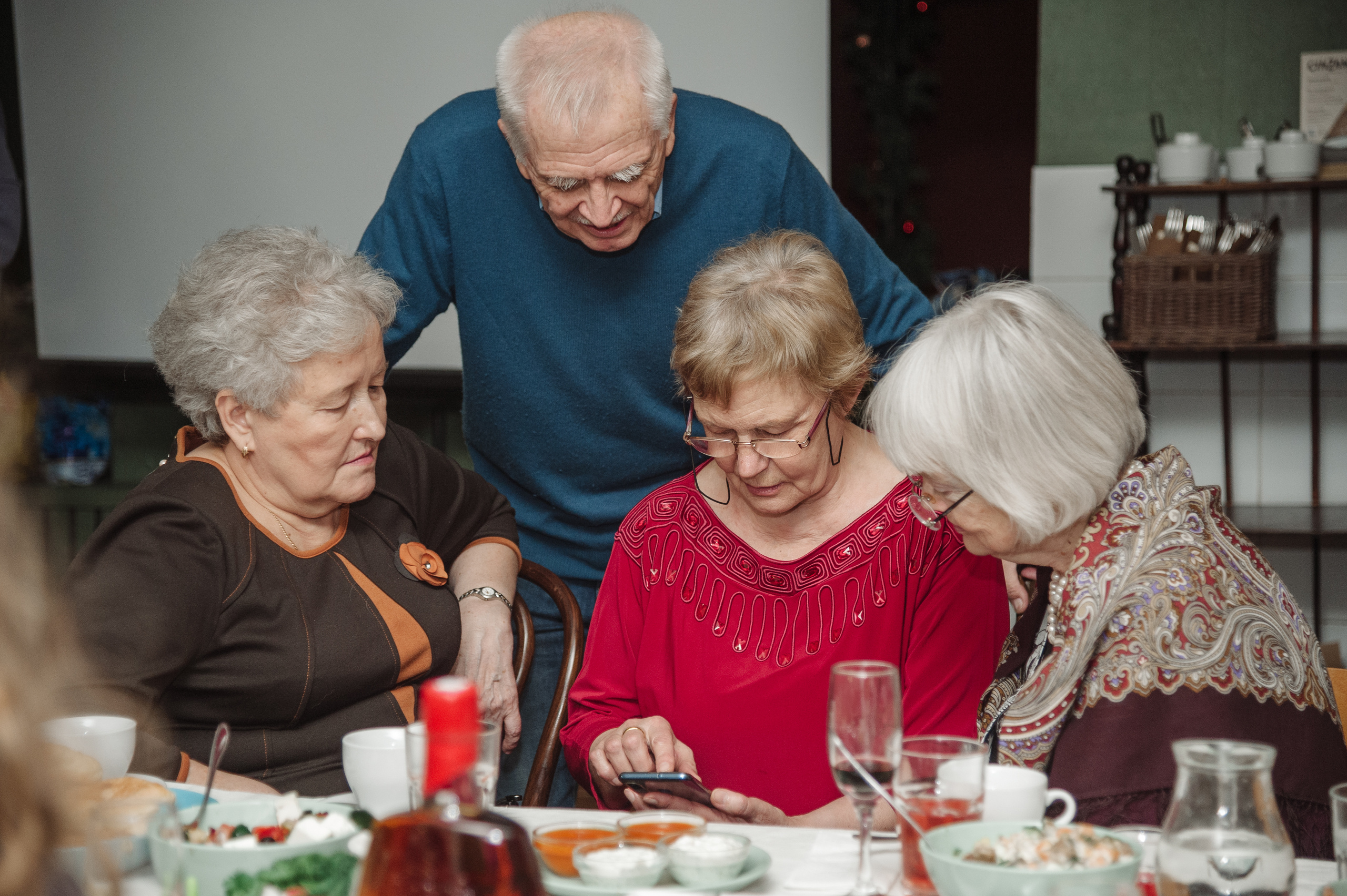 Фотосессия юбилея двух сестер 80 и 85. Семейный фотограф в Москве Елена Снегирева