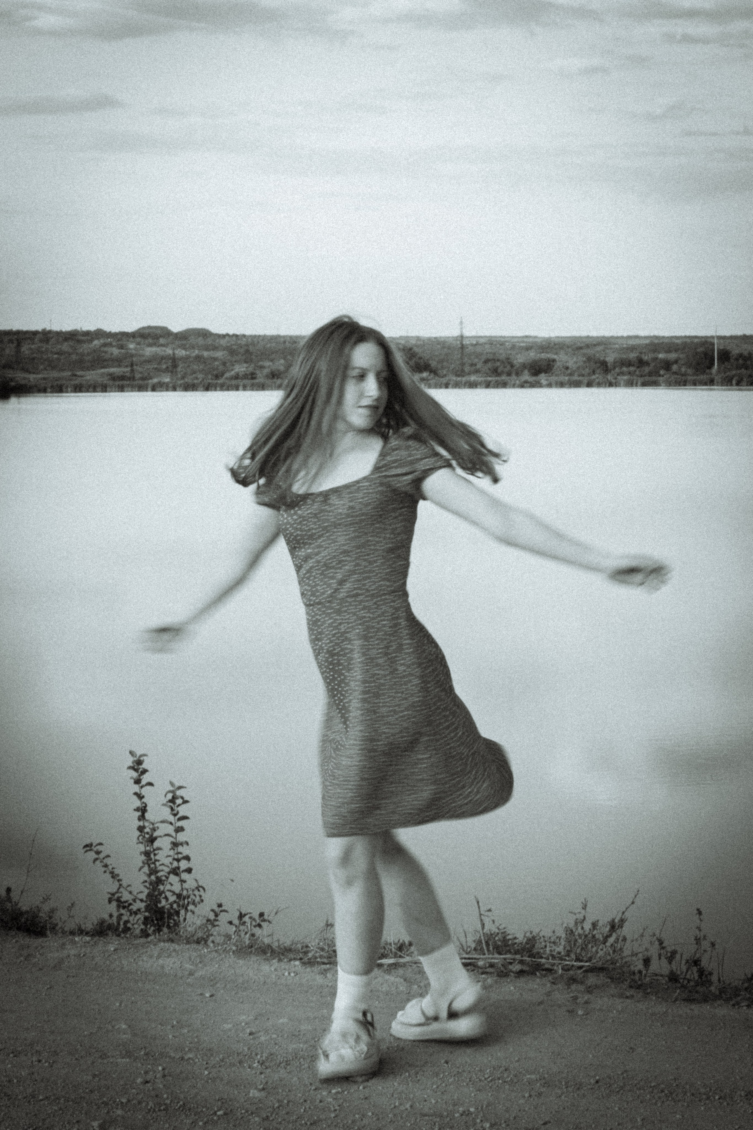 Платье в горошек. • Фотограф Александра Светозар Алчевск •