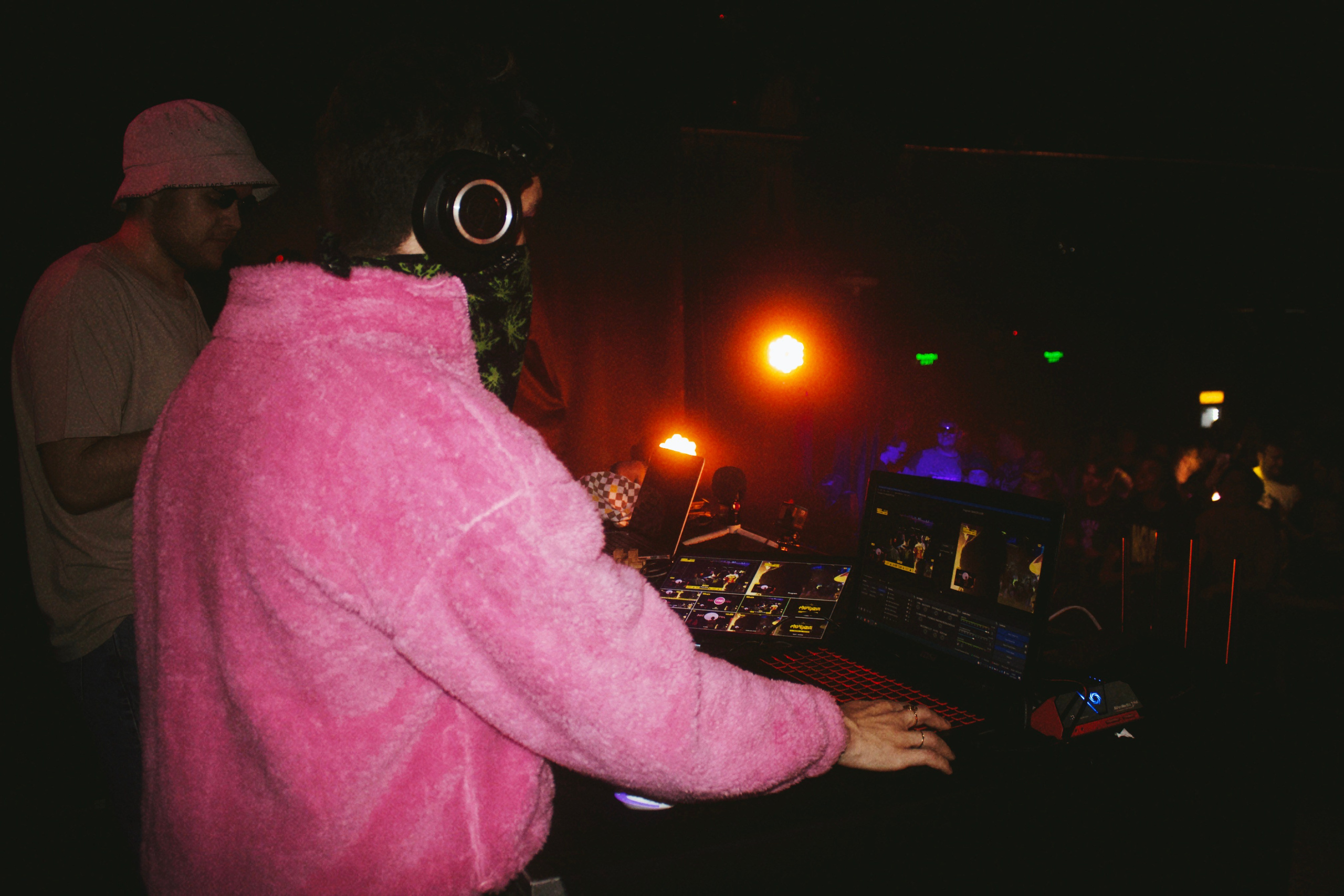 Фестиваль MASHUPBLE4. Концертный и портретный фотограф в Москве Соня Спросонья