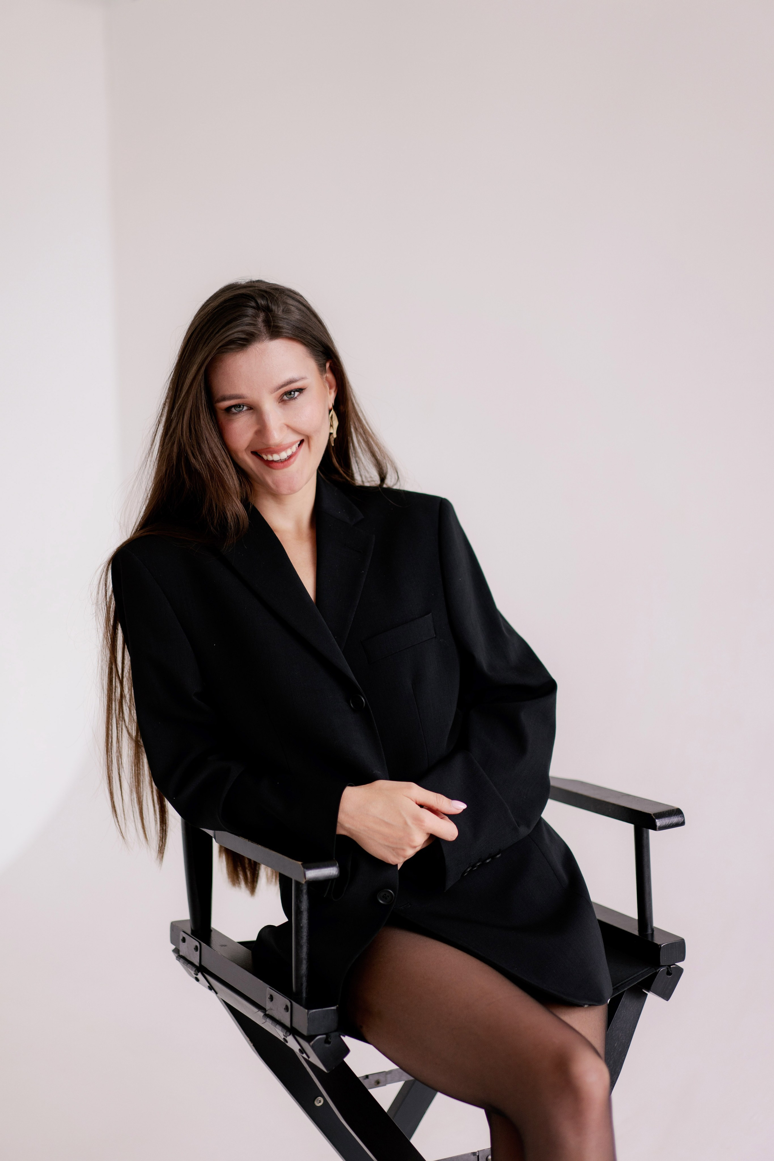 Женские портреты в студии. Портреты студия Москва. Модельные тесты. Lovestory студия в Москве. Женсий фотограф