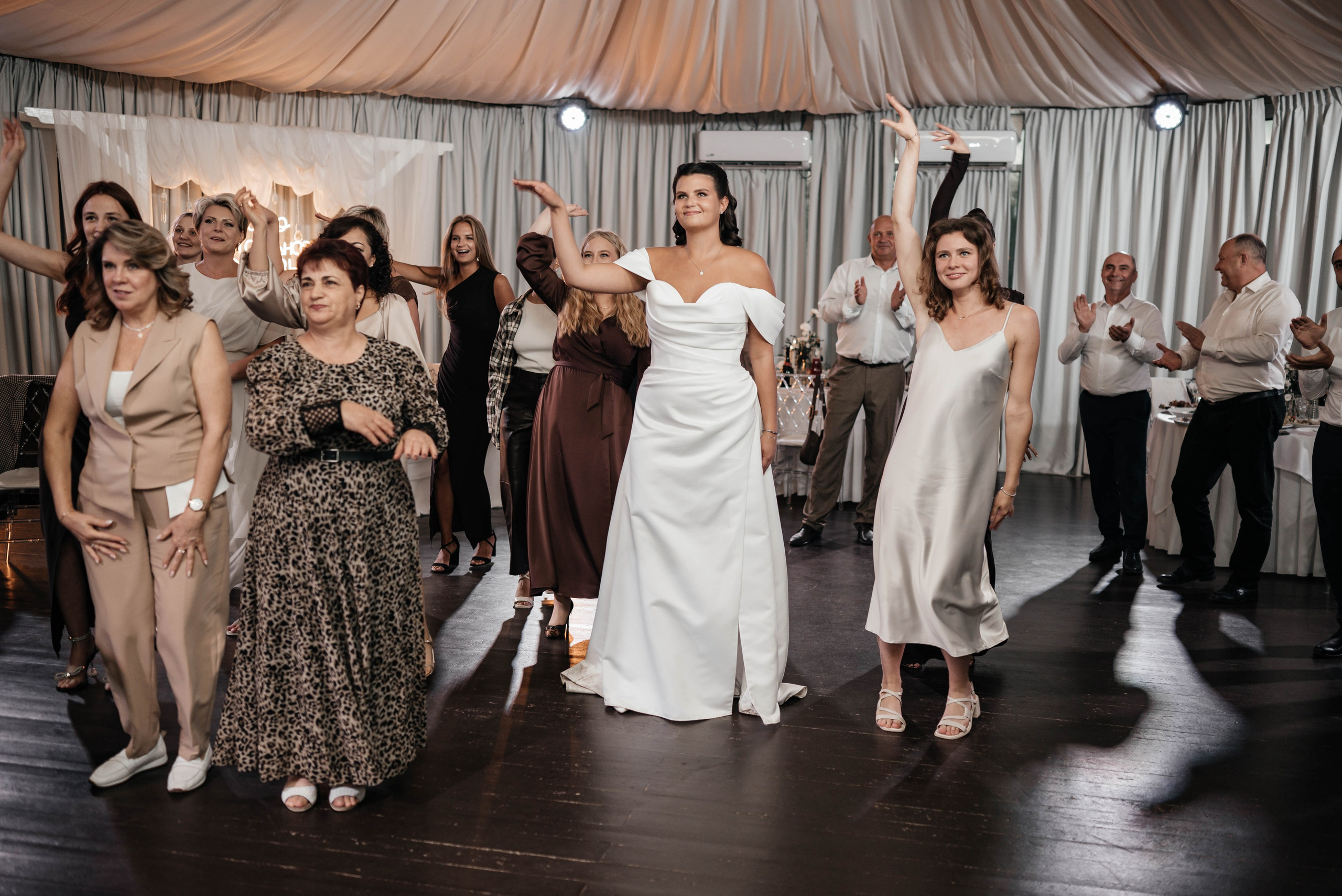 Никита&Яна (выездная регистрация). Главная