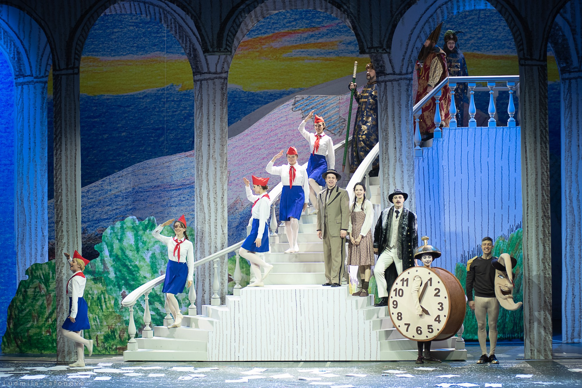 Весёлые ребята, театр на Таганке. Lucytheatre