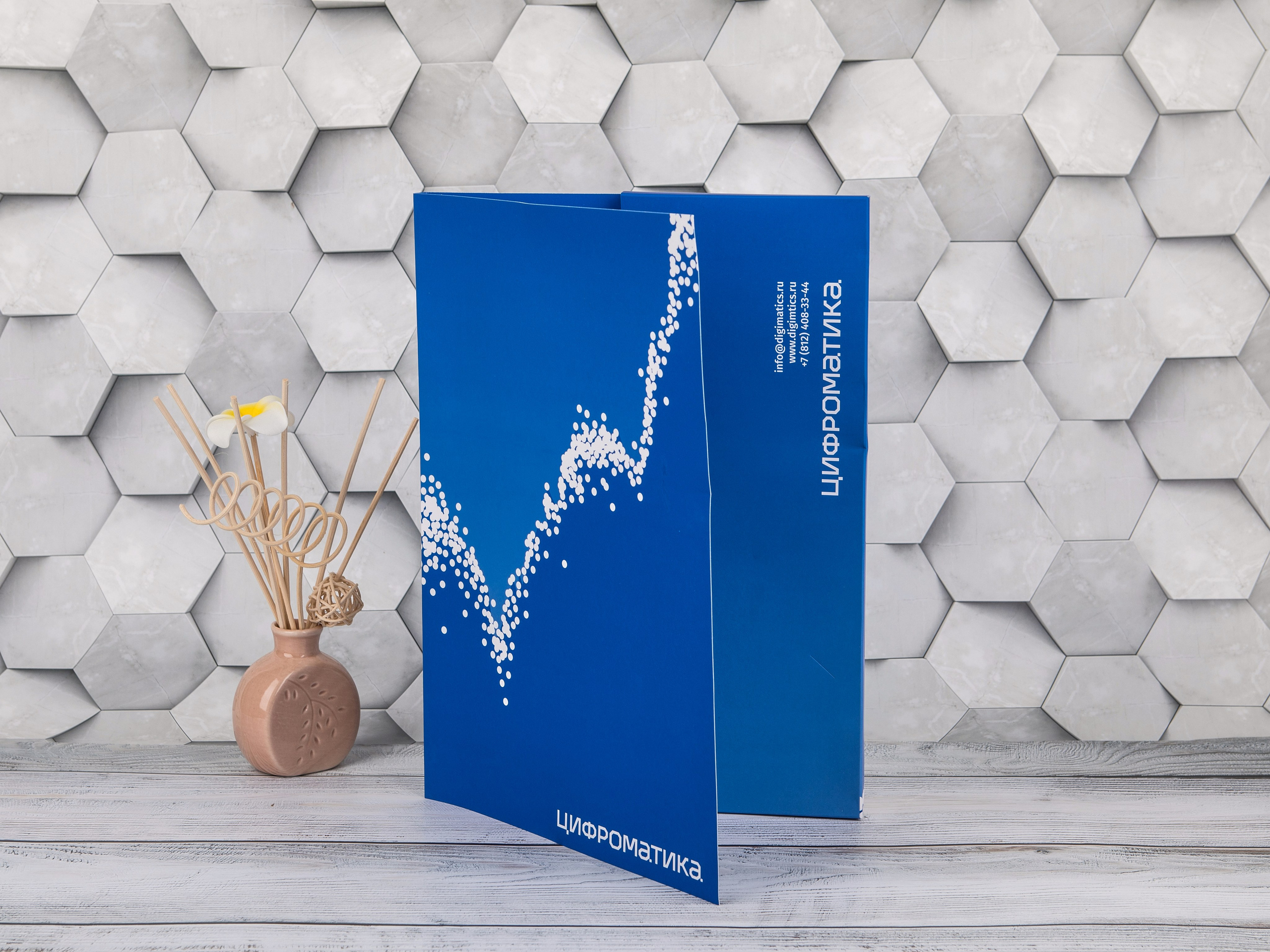 Типография Алес. Предметный и семейный фотограф в Санкт-Петербурге Катерина Стеклова