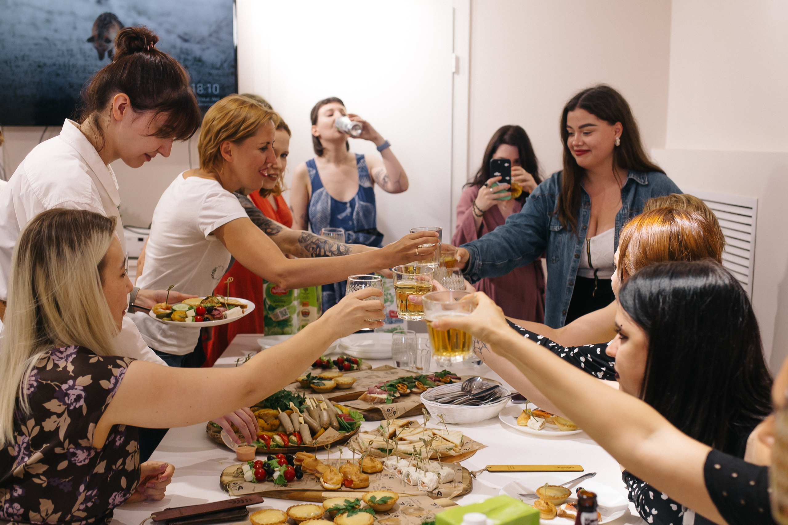 19.08.2023 Нам 1 год! День рождения Синих Чулок. Книжный клуб