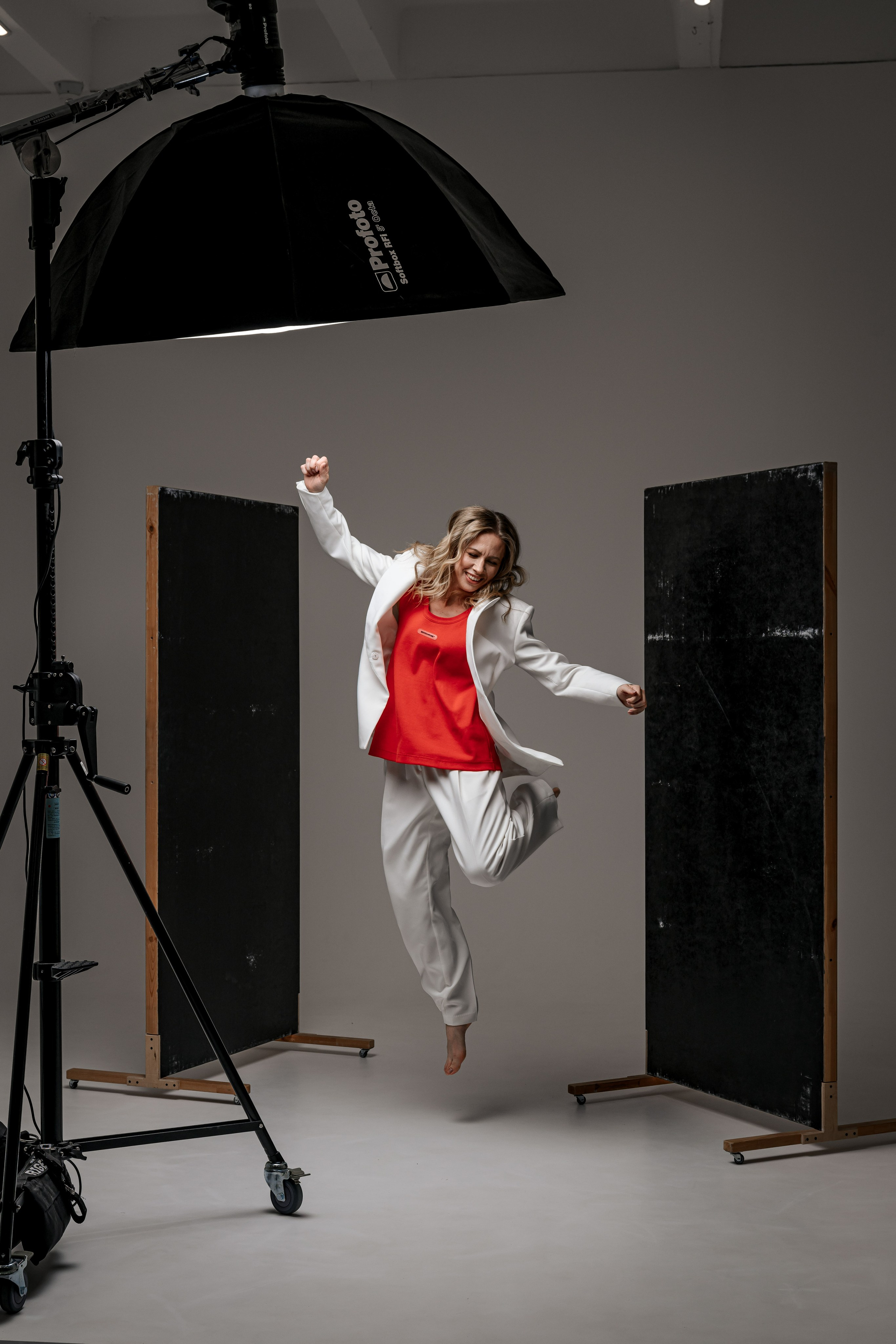 Студия. Максим Комаров — Профессиональный фотограф