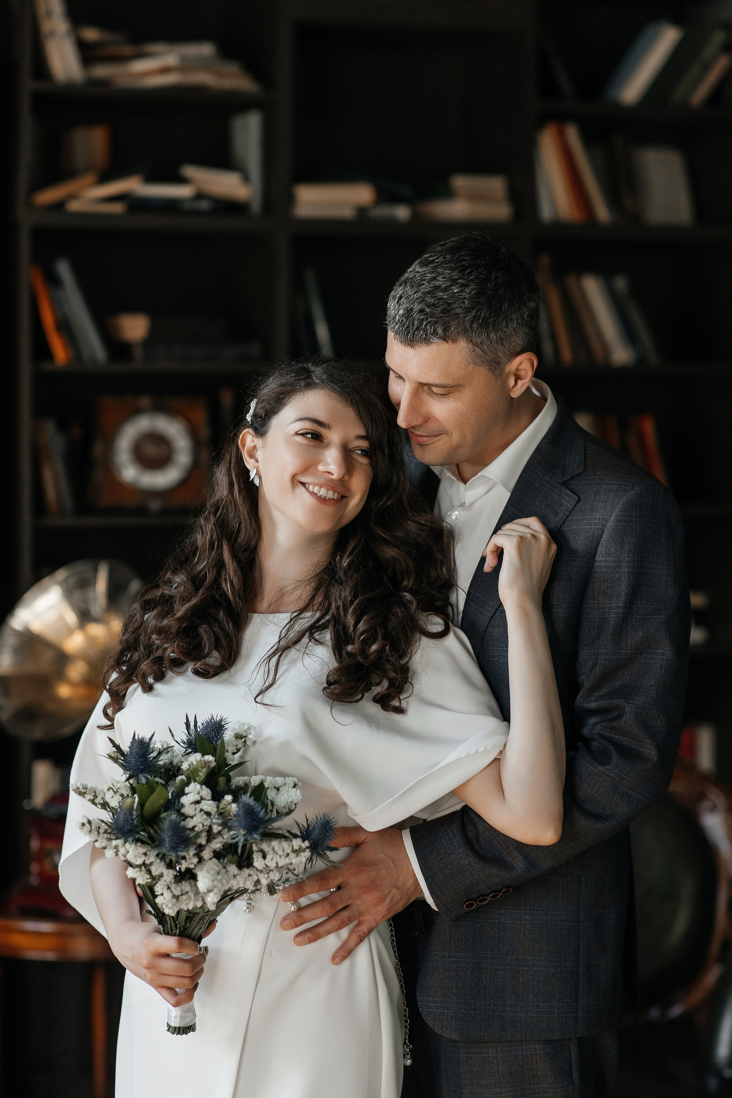 Свадебная фотосессия в Усадьбе в Москве. Свадебный фотограф в Москве Дарья Олендарёва