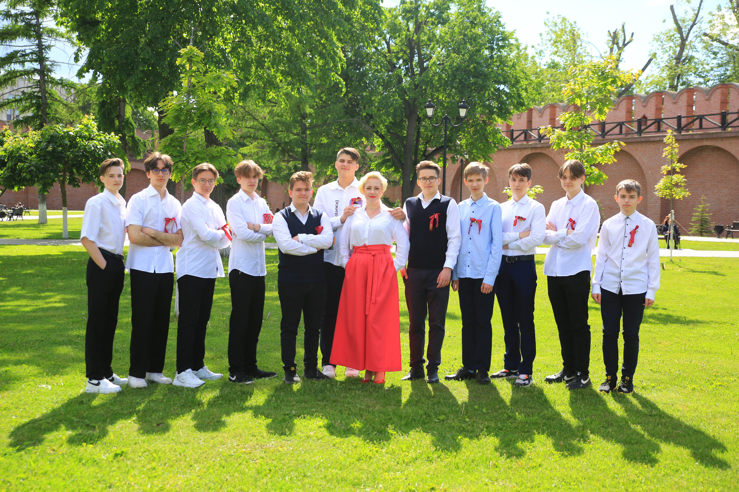 Все классы отсняты. Все с весенними фотосессиями…. Школьный фотограф в Туле Светлана Привезенцева