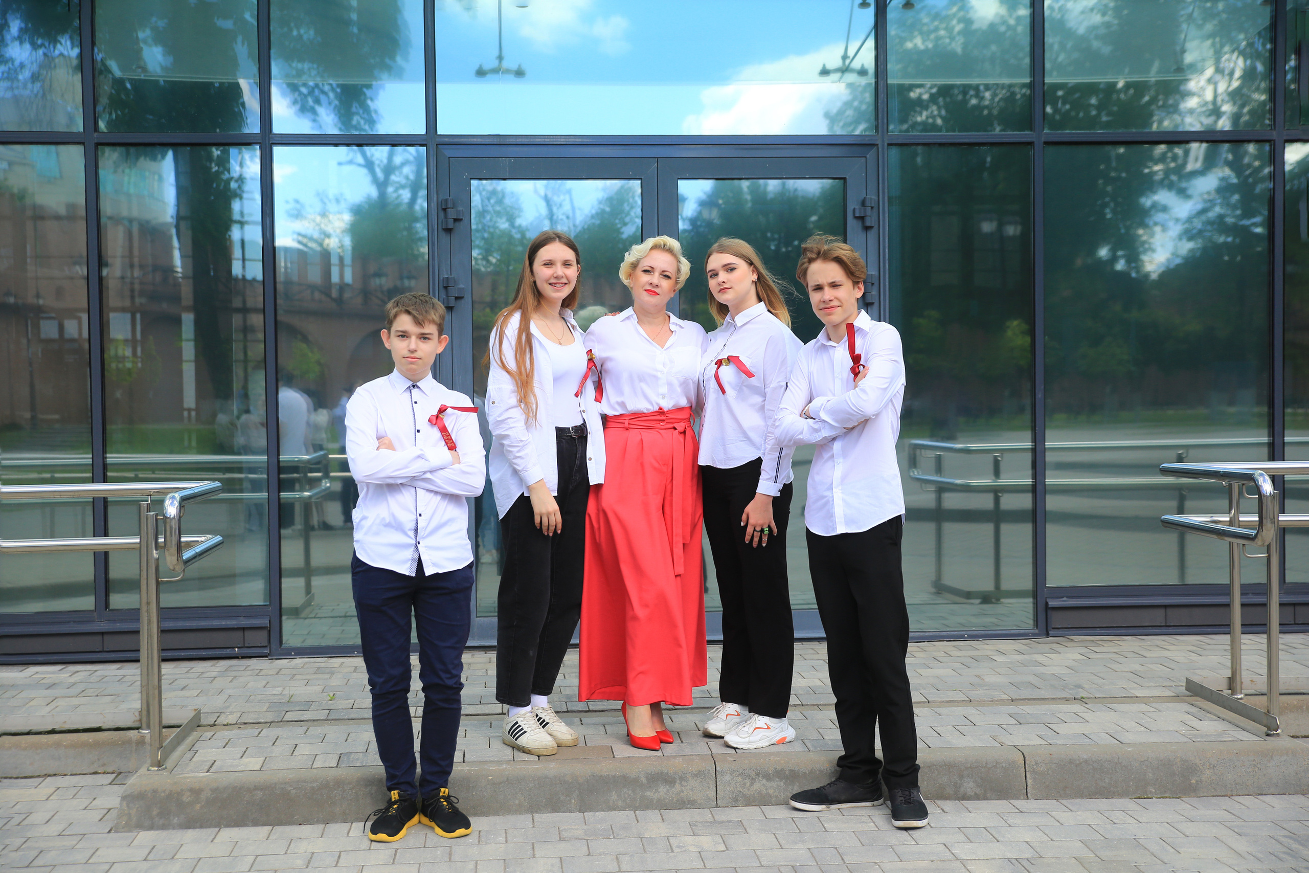 Все классы отсняты. Все с весенними фотосессиями…. Школьный фотограф в Туле Светлана Привезенцева