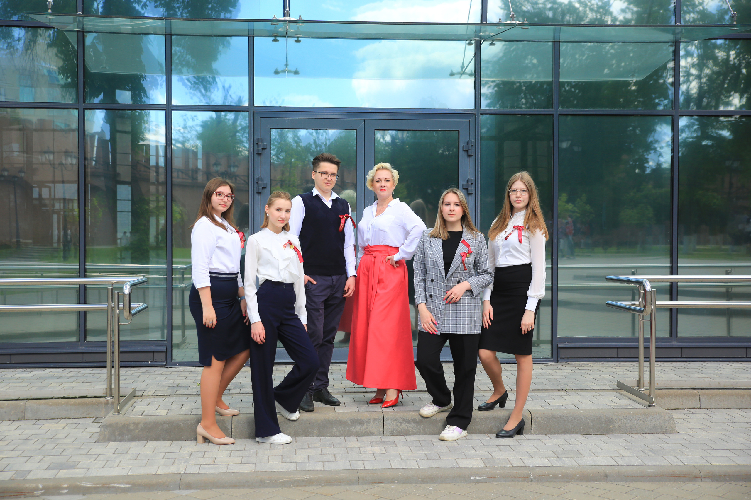 Все классы отсняты. Все с весенними фотосессиями…. Школьный фотограф в Туле Светлана Привезенцева