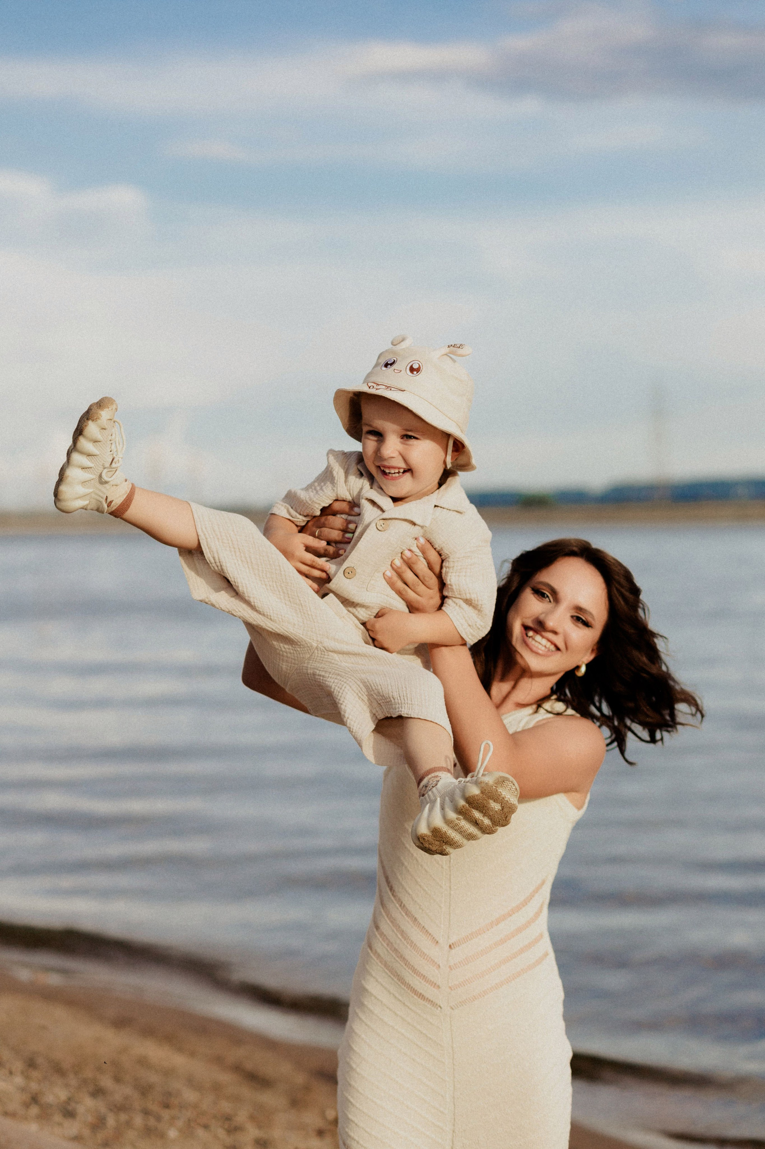 Вова, Лена и Егор. Свадебный фотограф Чайковский