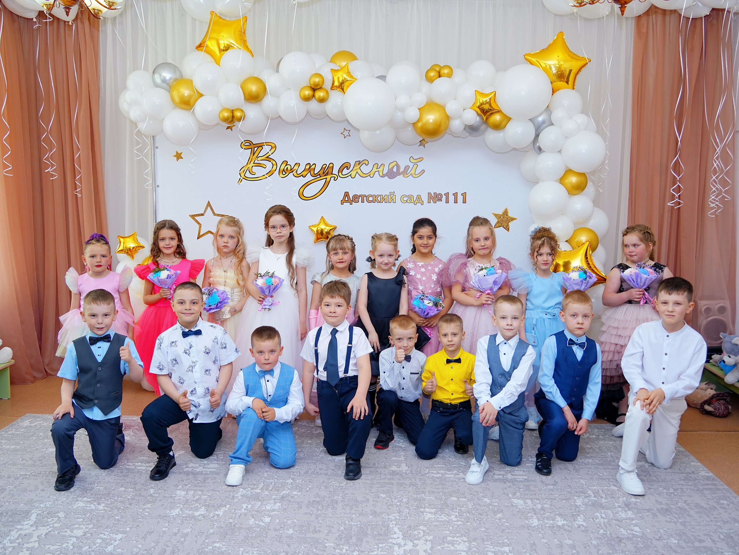 Фотосъемка видеосъёмка фотограф видеооператор новогодних утренников  в. Фотограф, видеооператор Нина Коршунова