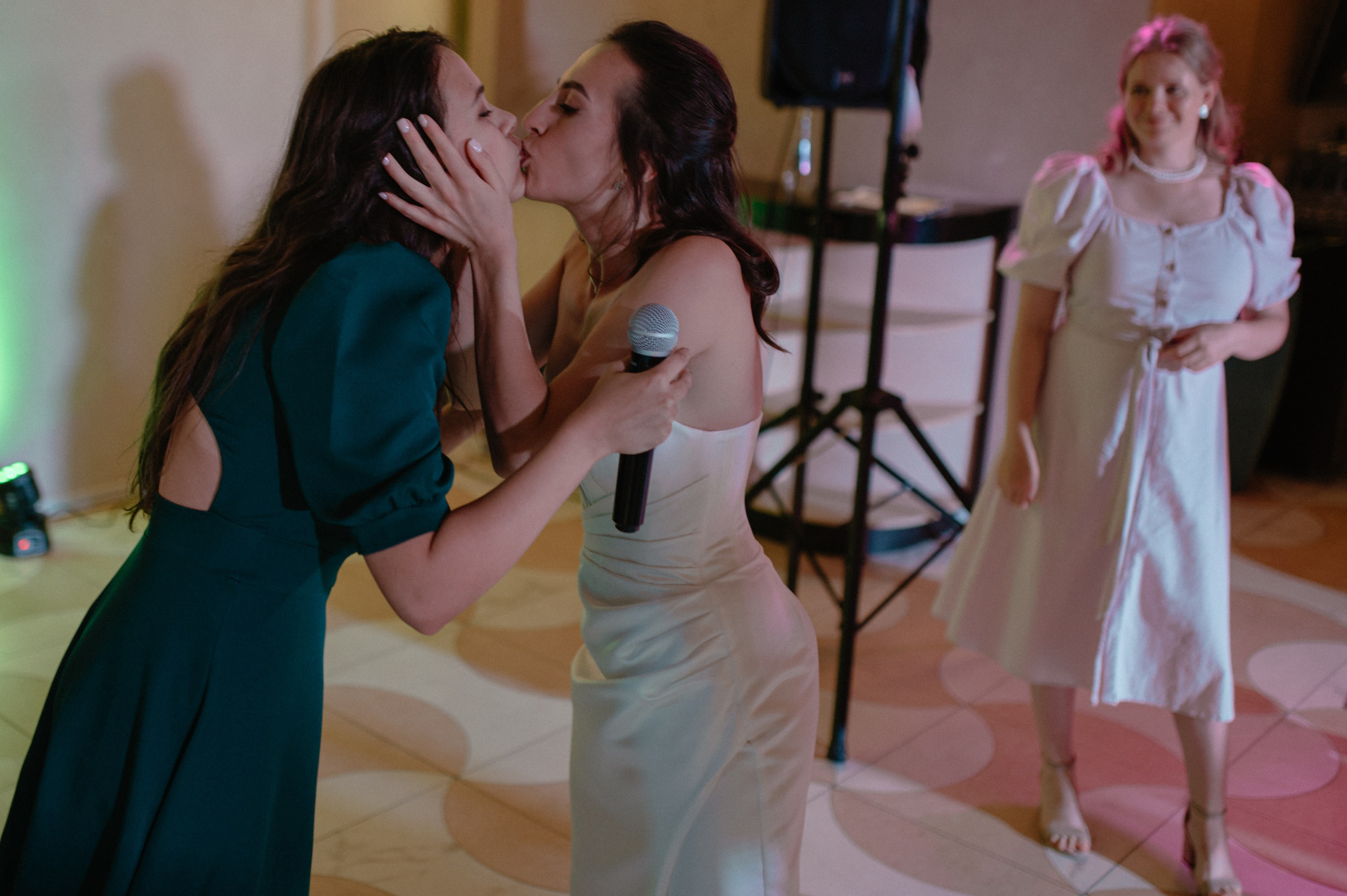 03.08.2024. RETOUCH-HOUSE