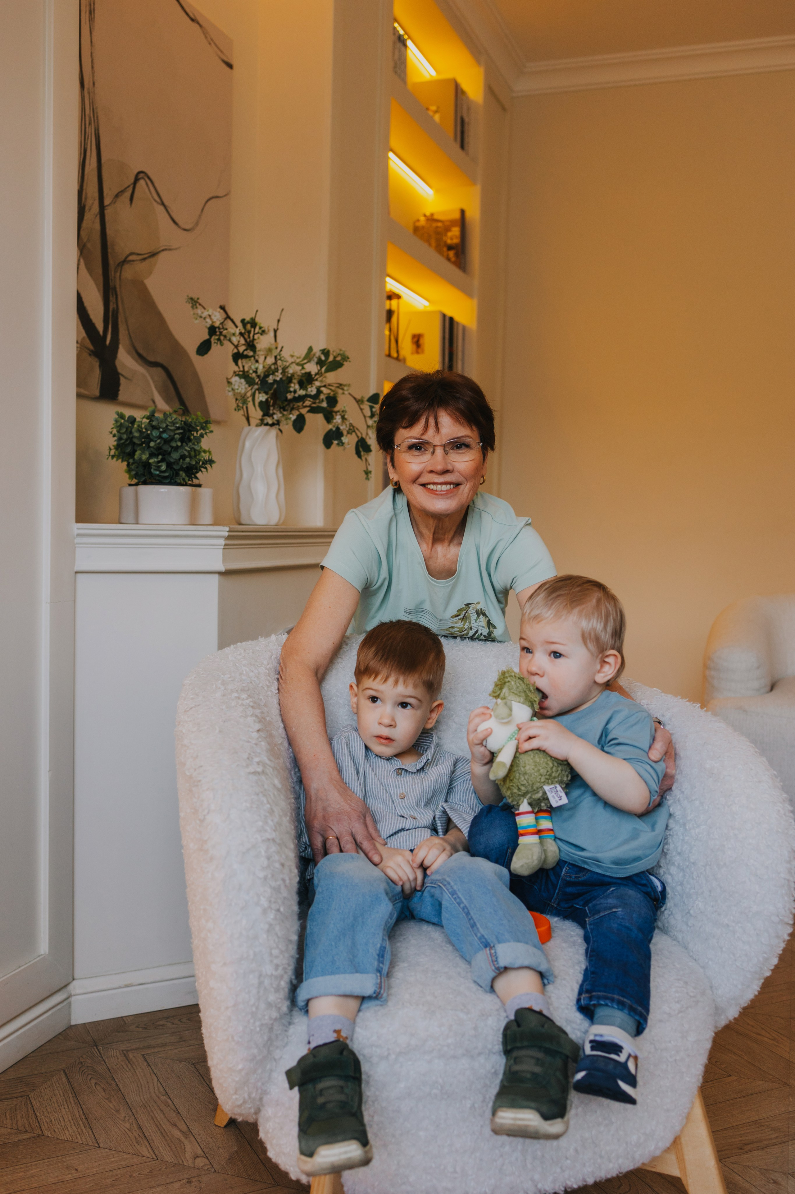 Большая семья. Домашняя фотосессия