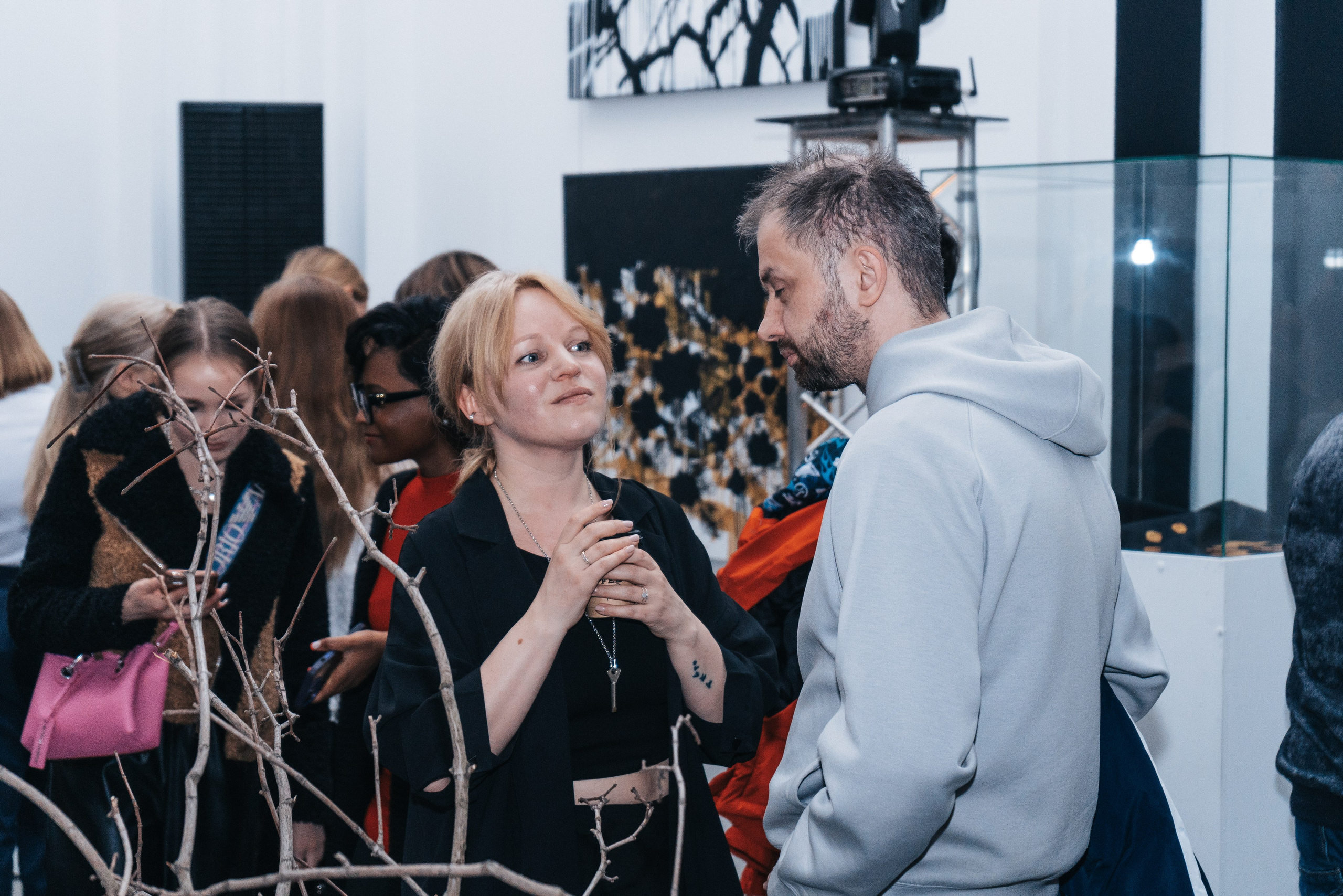 Выставка Юрия Литарова. Всё рождается. Всё продолжается. Портретный фотограф Нижний Новгород