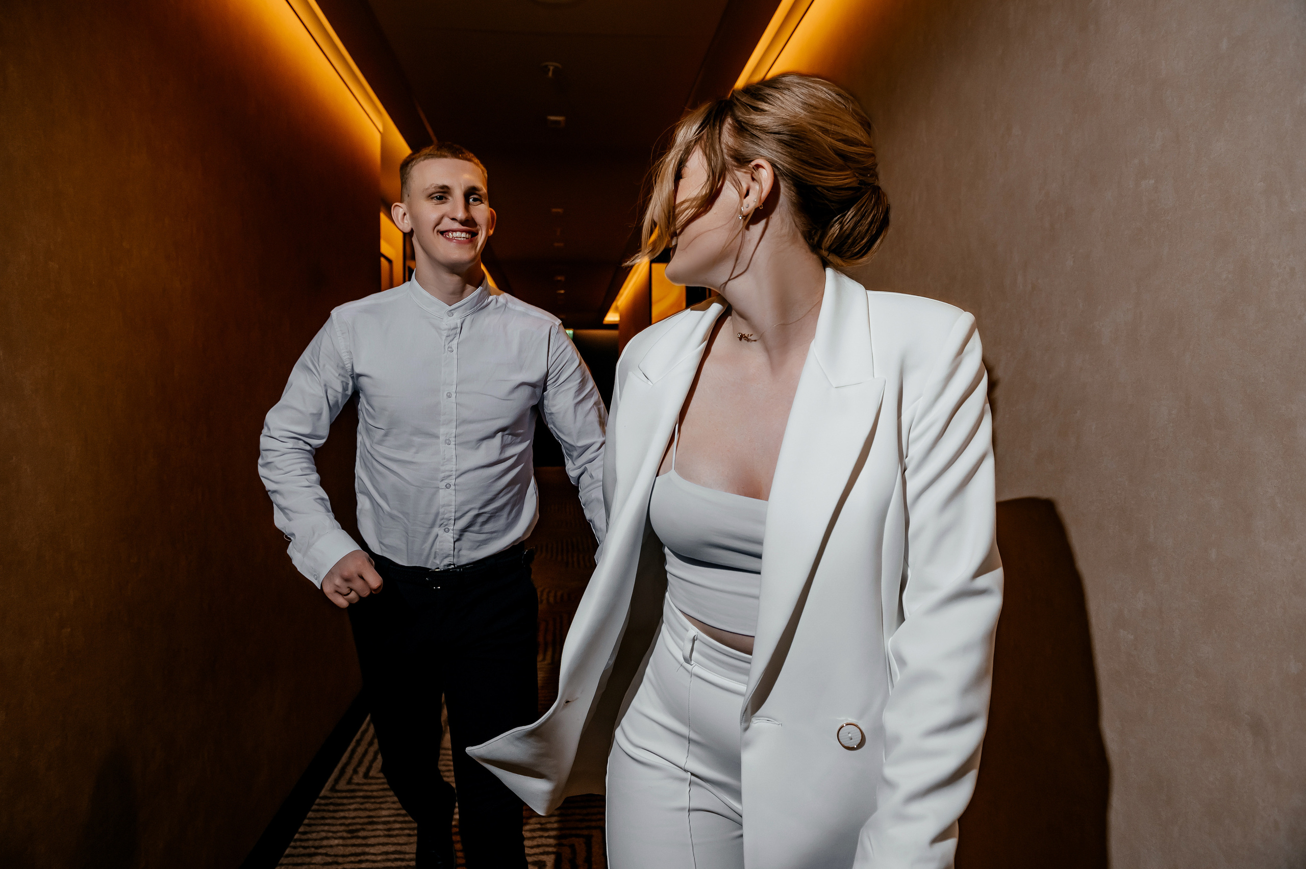 Свадебная фотосессия для двоих в отеле. Москва, Marriott Imperial Plaza. Свадебный и семейный фотограф Виктория Носачёва. Щелково, Москва и МО