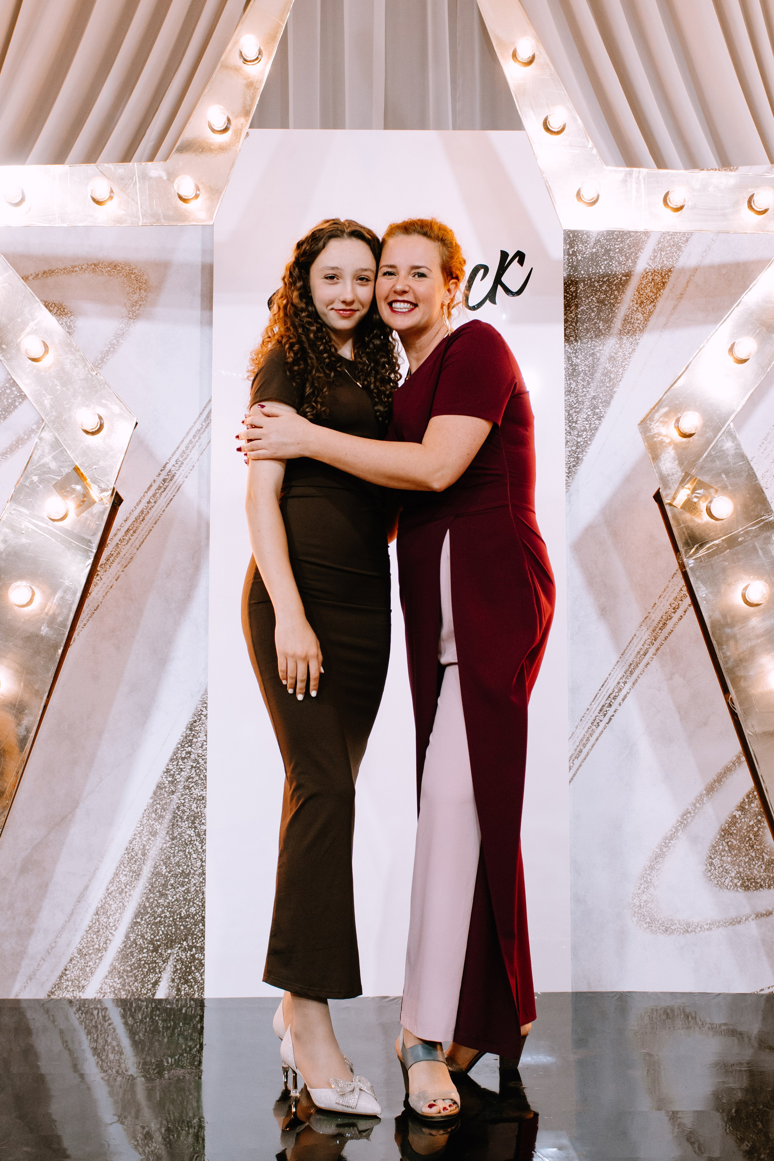 Выпускной 9 класс (Копейск). Фотограф в Челябинске Любовь Денисенко