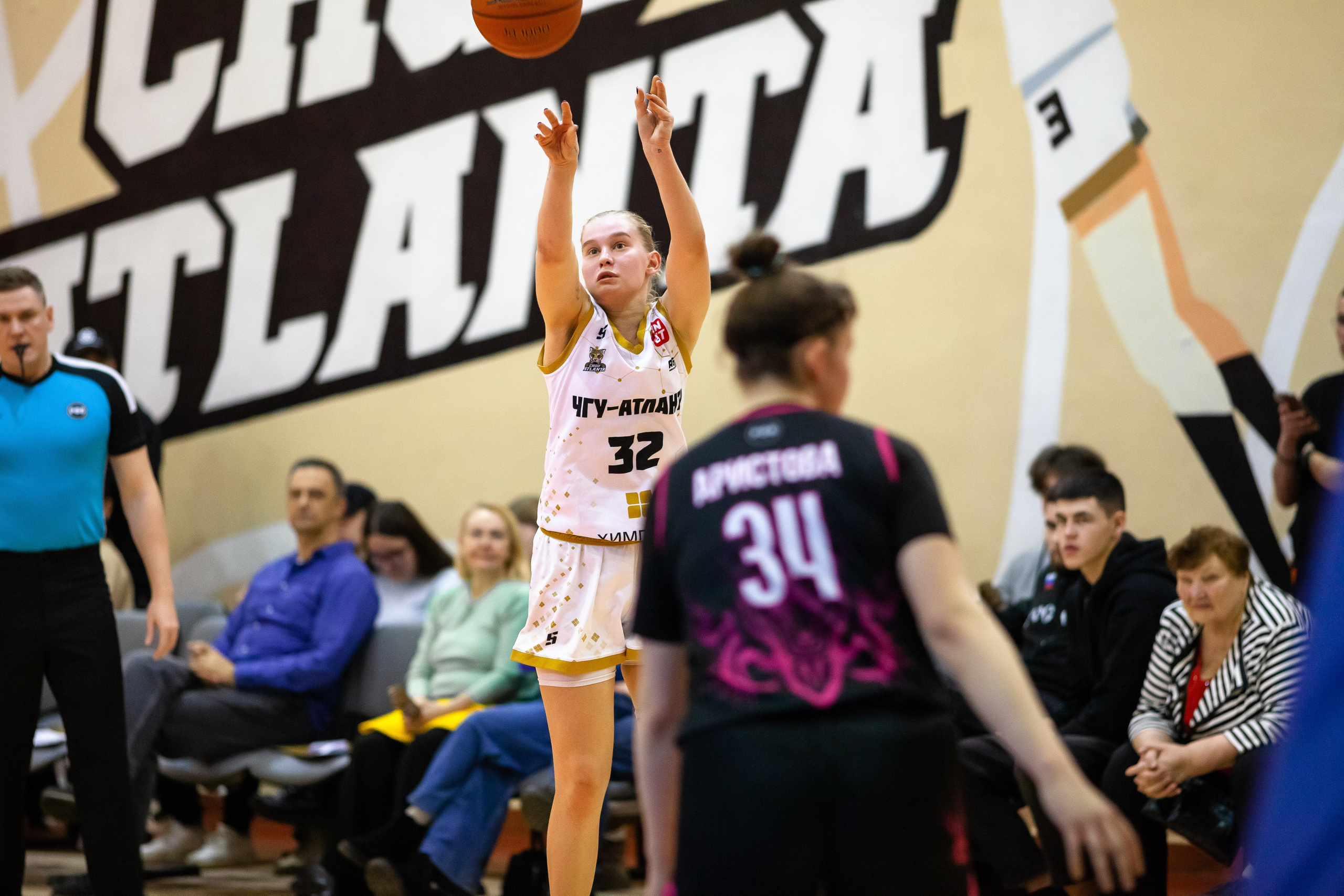 ЧГУ-Атланта — Ростов-ЮФУ / 1 игра. Фотография