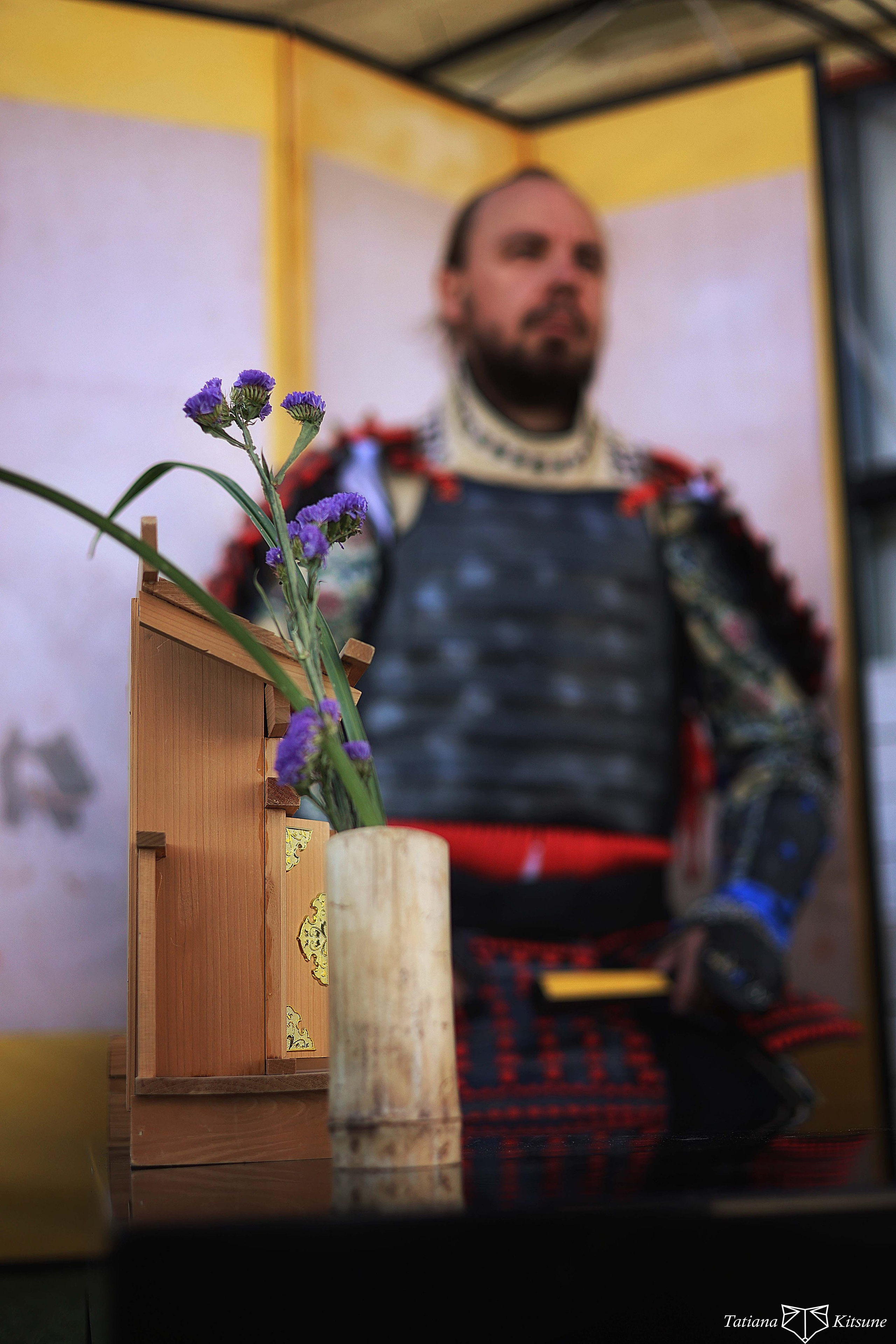 японские доспехи , фотосессия в японских доспехах , японские доспехи на прокат, японский меч , японский меч на прокат 