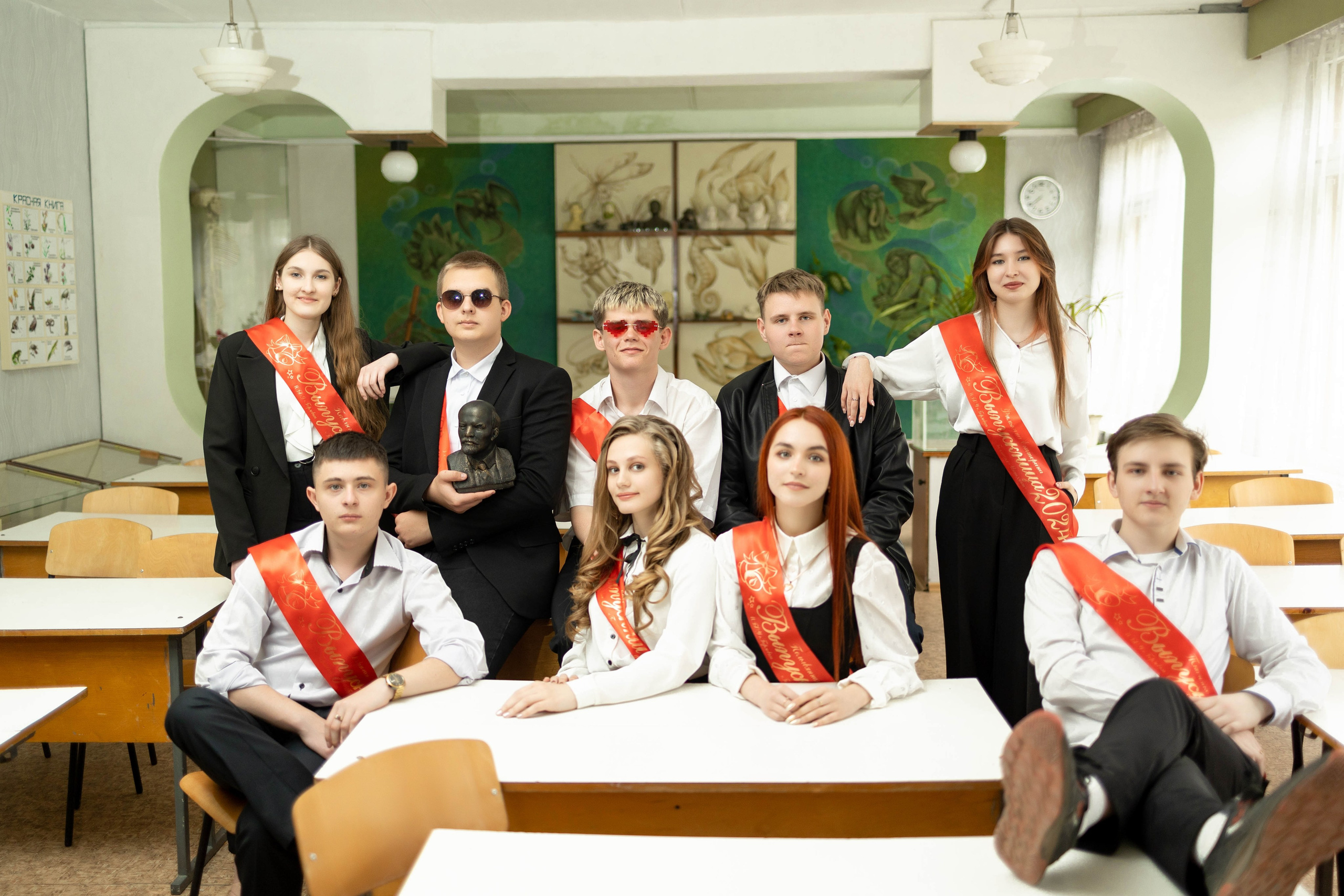 Гимназия «Интеллект». Фотограф Донецк. Горловка. ДНР. Севастополь